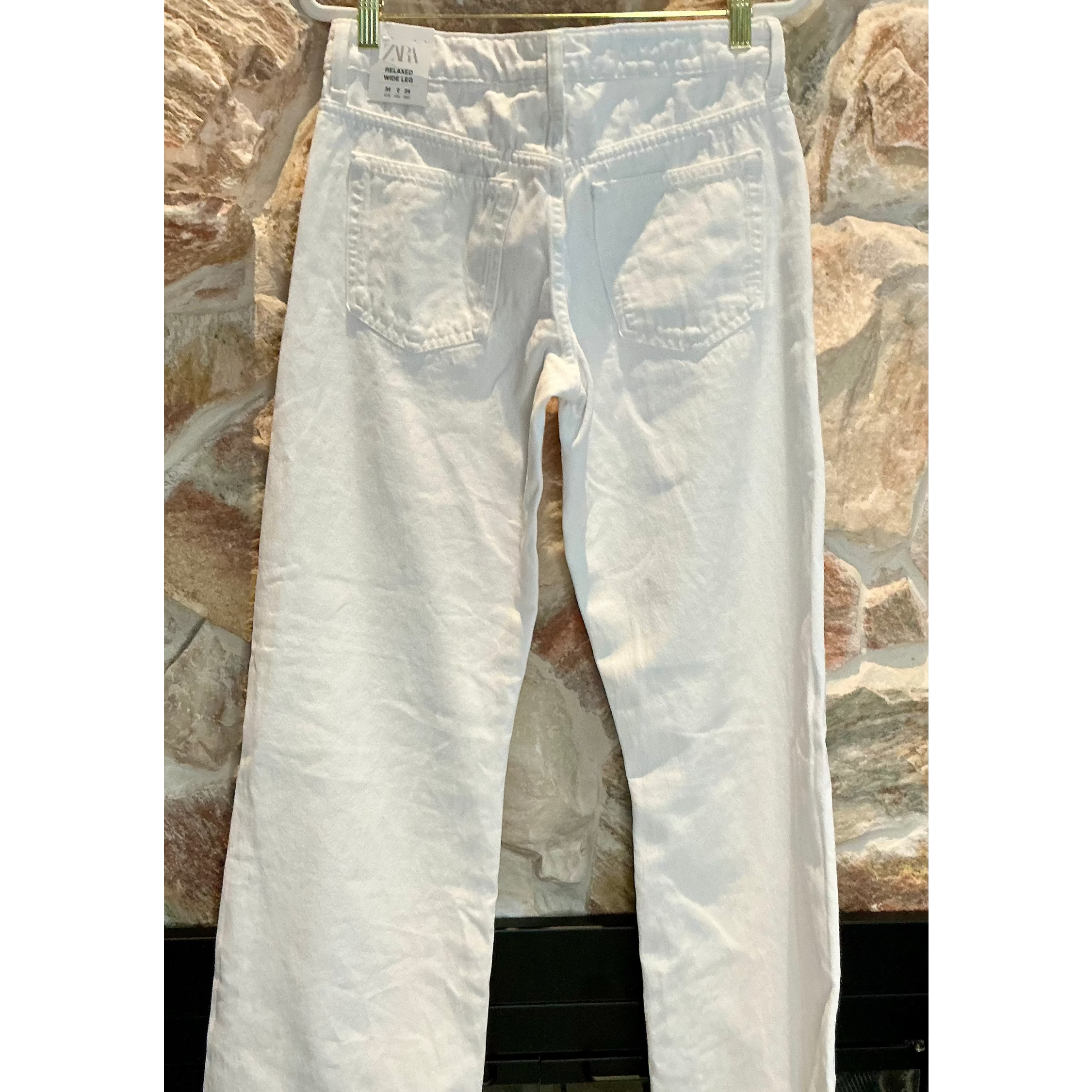 Zara Cut Out Relaxed Wide Leg White Jeans Size 2