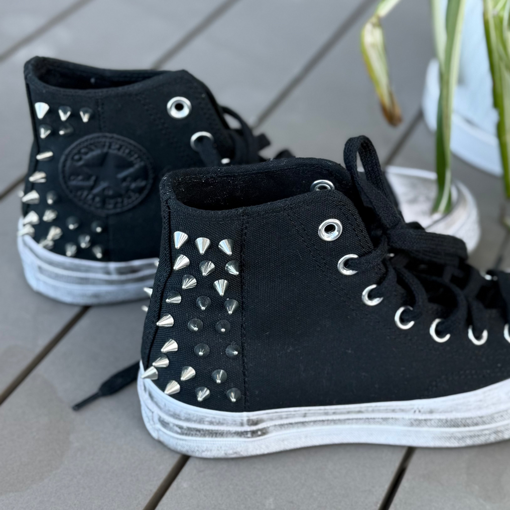 Converse Chuck Taylor High Top Studded Sneakers Size 7