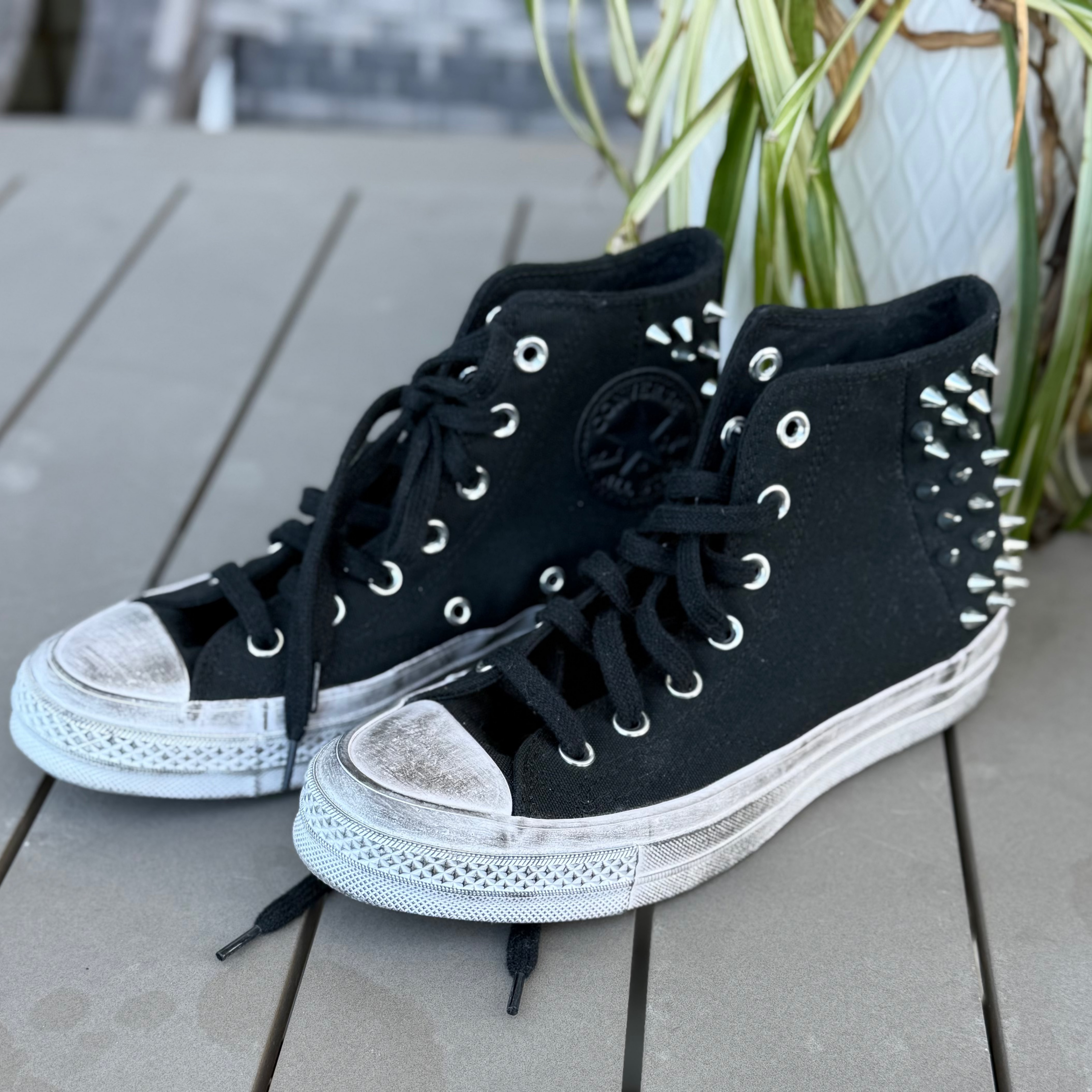 Converse Chuck Taylor High Top Studded Sneakers Size 7