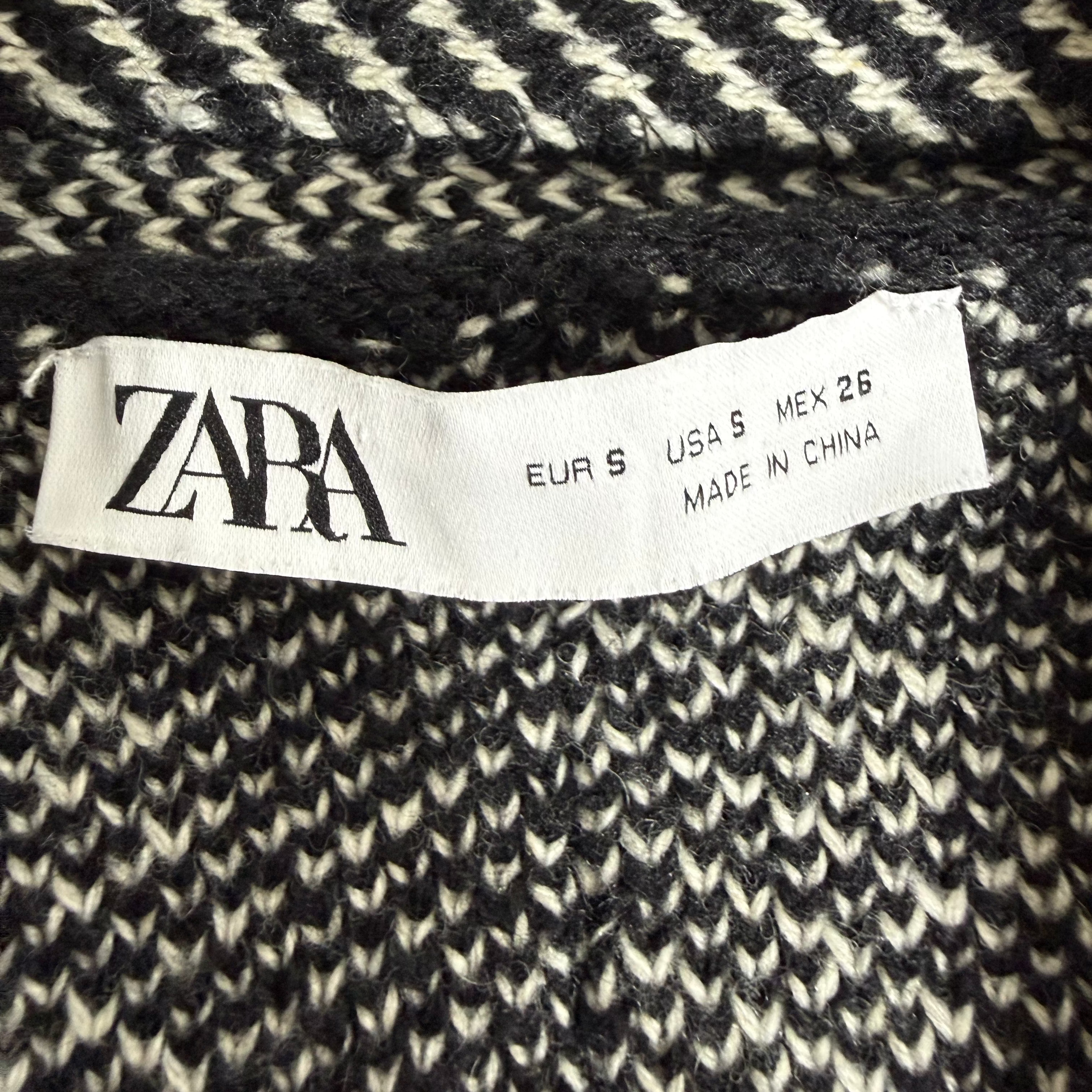 Zara Black and White HerringboneCardigan Size S