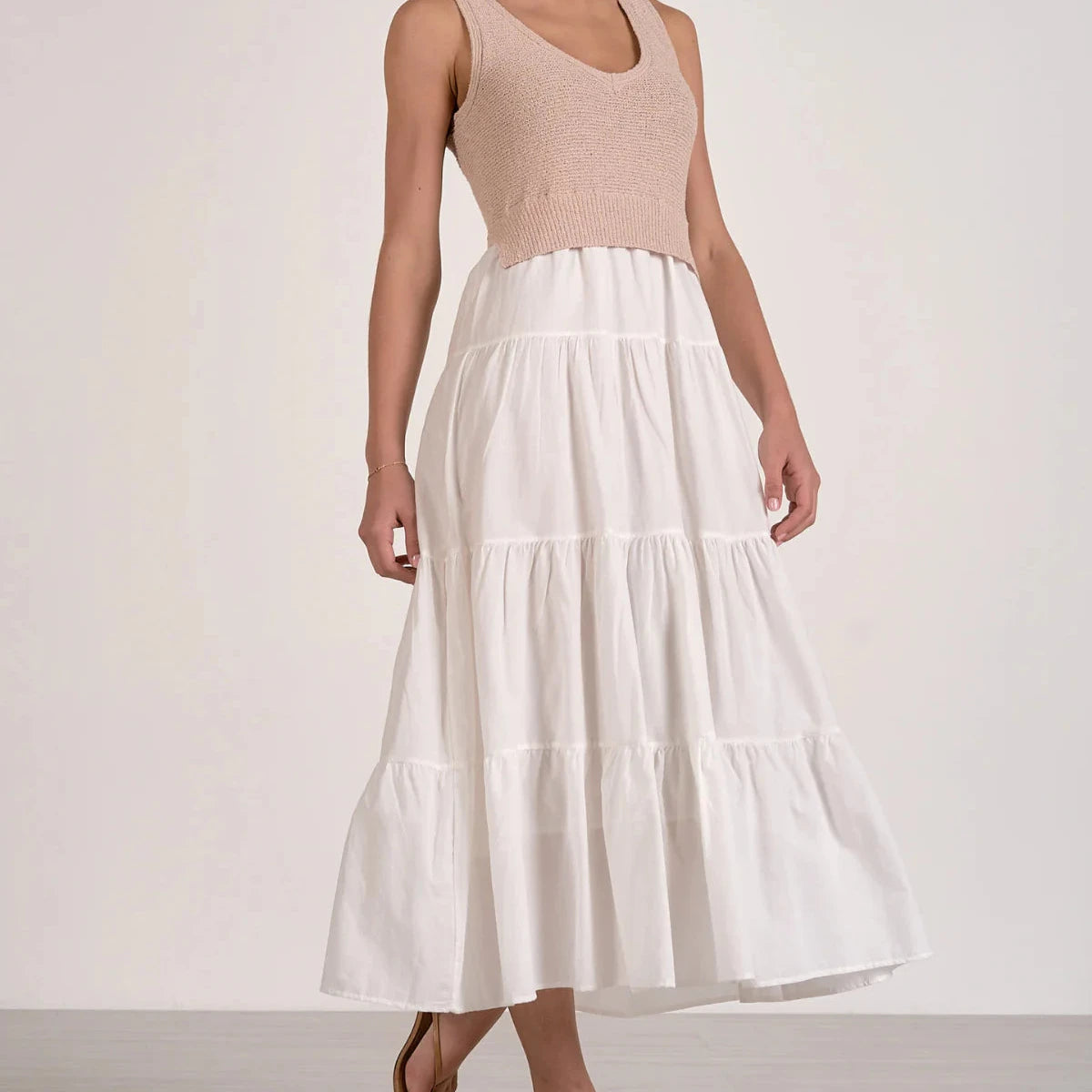 Elan Sleeveless Midi Dress - Size Large