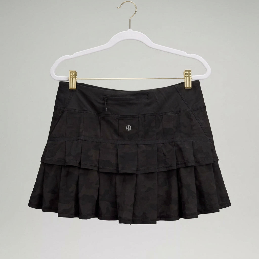 Lululemon Women's Black Camo Pace Setter Skirt Size 6