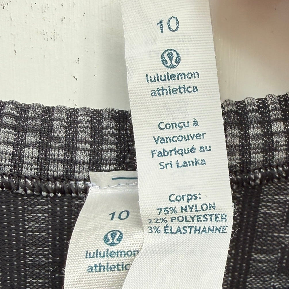 Lululemon Metal Vent Tech Long Sleeve Top Size 10