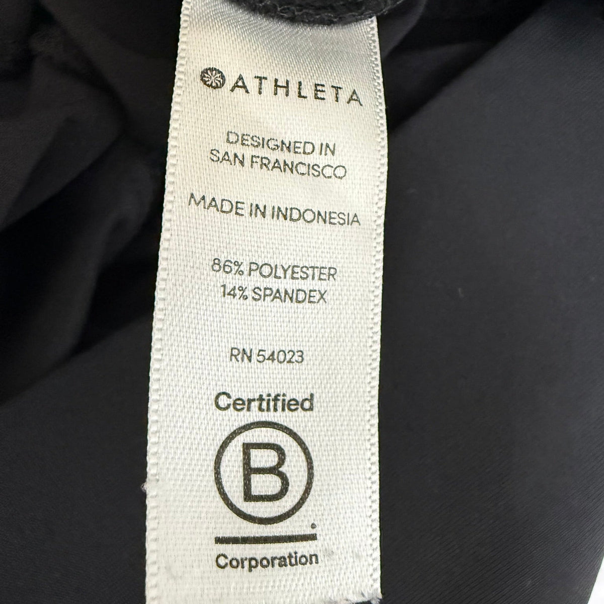 Athleta Black Cargo Joggers Size 6