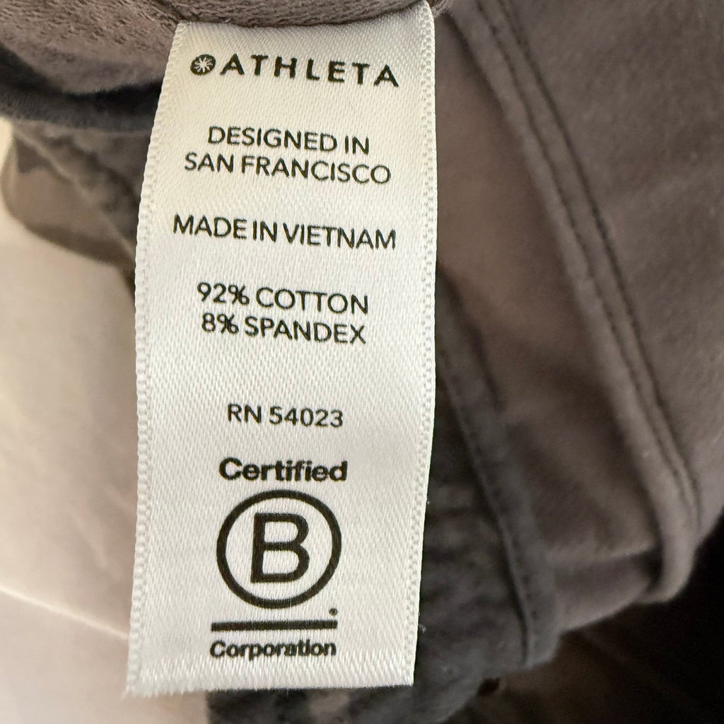Athleta Farallon Camo Sweat Shorts Size 4
