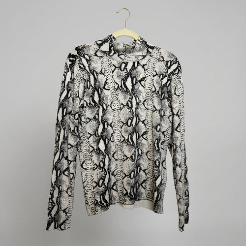 525 America Snakeskin Mock Neck Sweater Size L