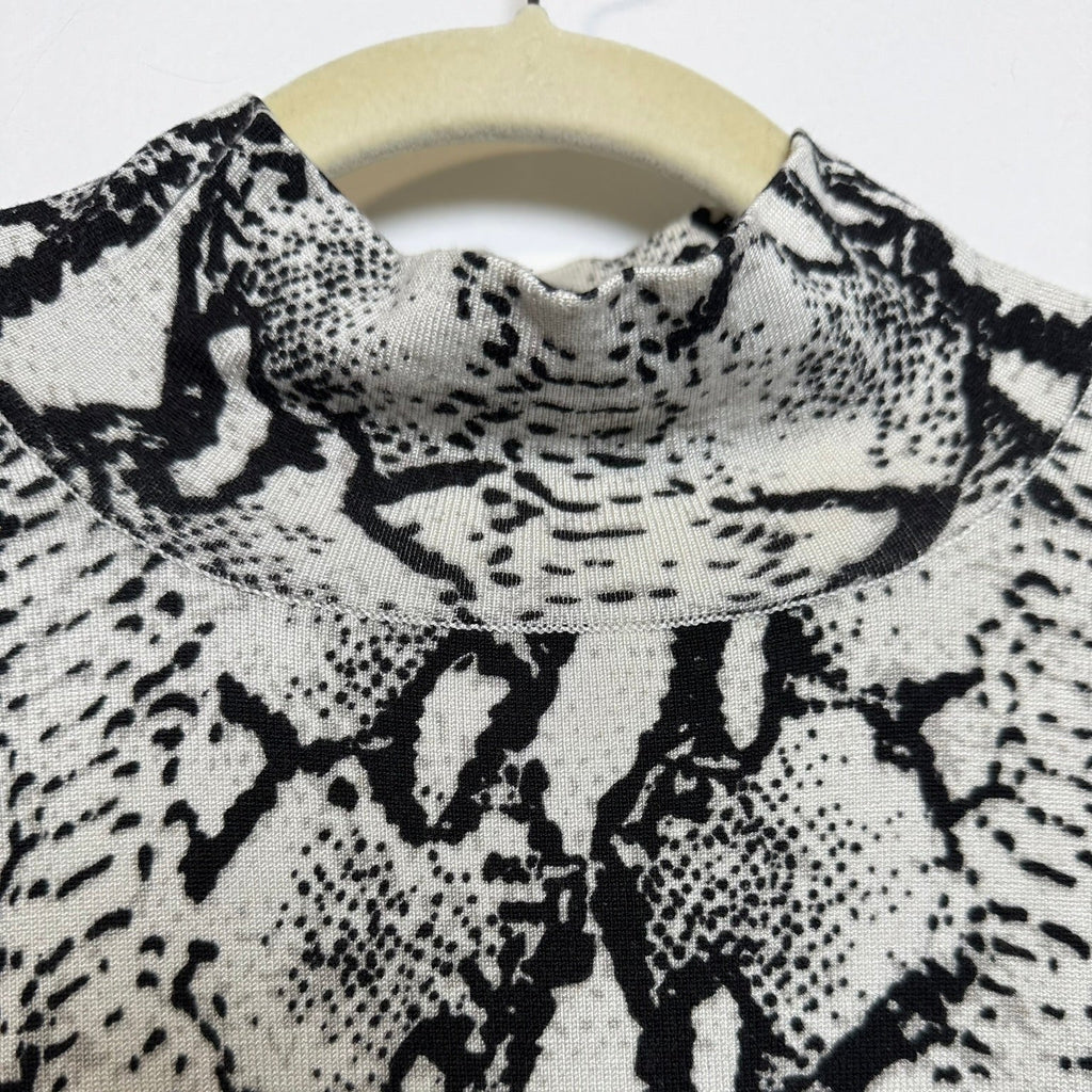 525 America Snakeskin Mock Neck Sweater Size L