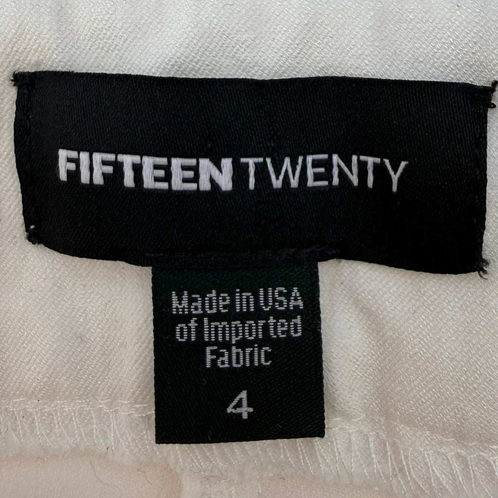 Fifteen Twenty Tailored Cream Shorts Size 4