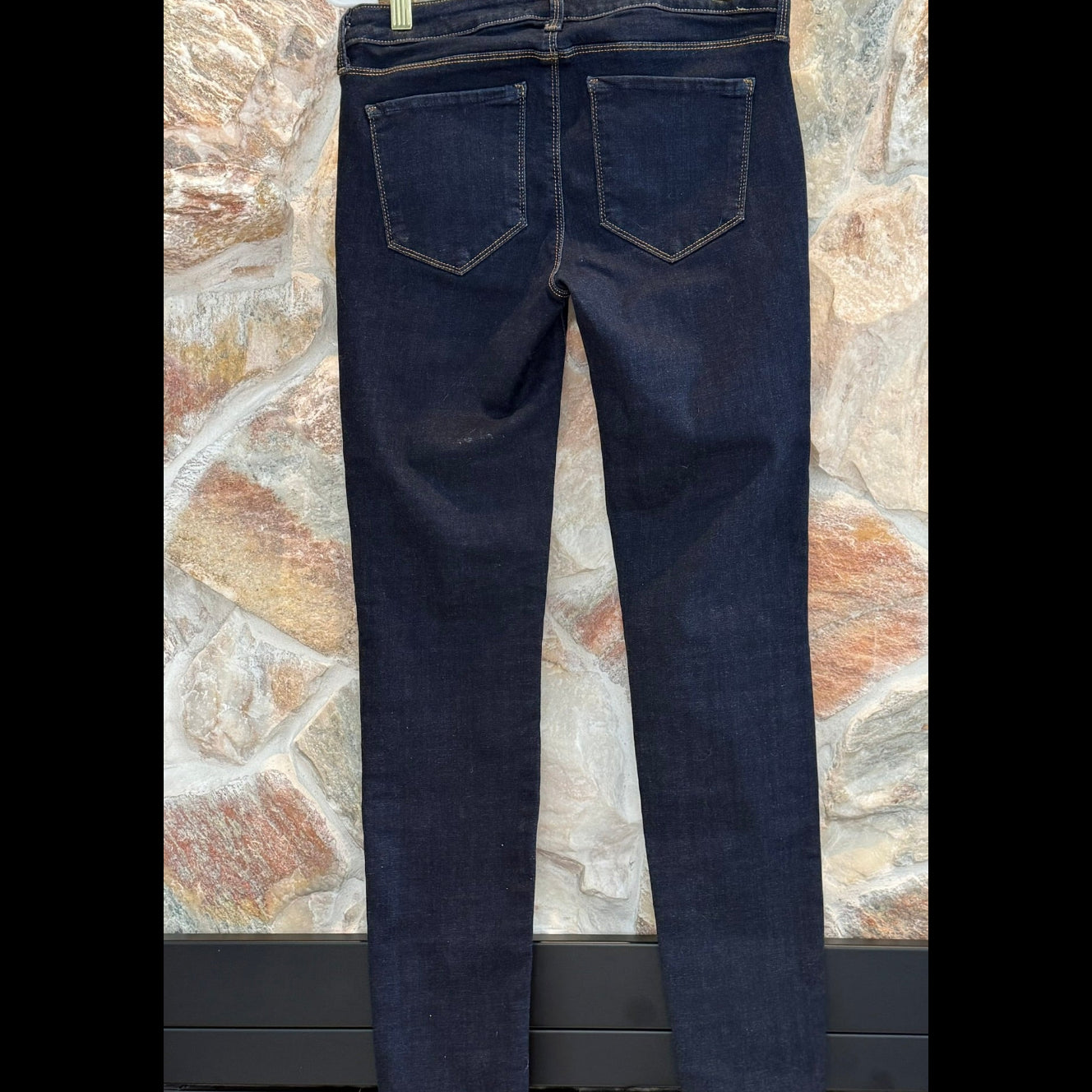 L'AGENCE Dark Wash Skinny Jeans- Size 28