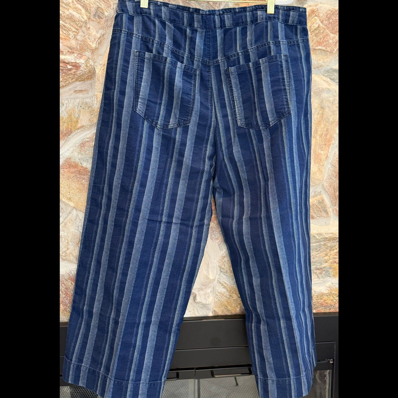 Liverpool Blue Striped Cropped Wide-Leg Pants- Size 14/32