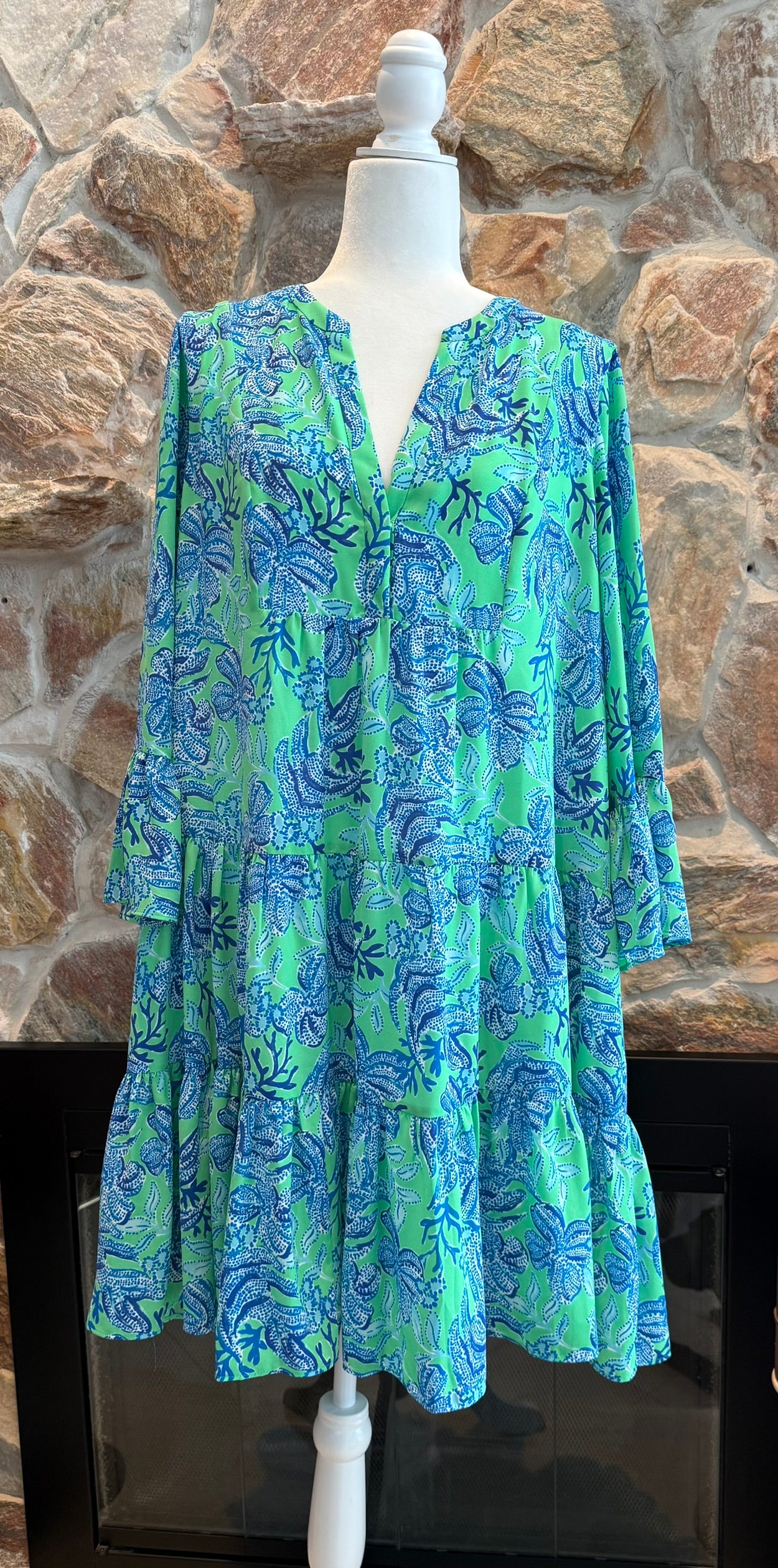 Lilly Pulitzer Gabriel Keepin It Reel Vibrant Tiered Print Mini Dress Size 16