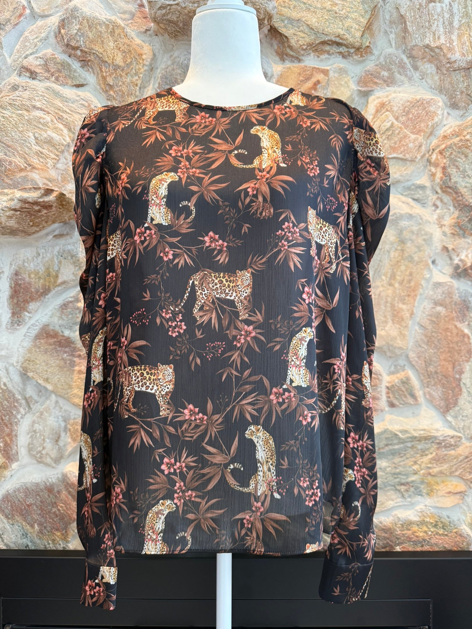 Generation Love Floral Print Crew Neck Blouse Size: L