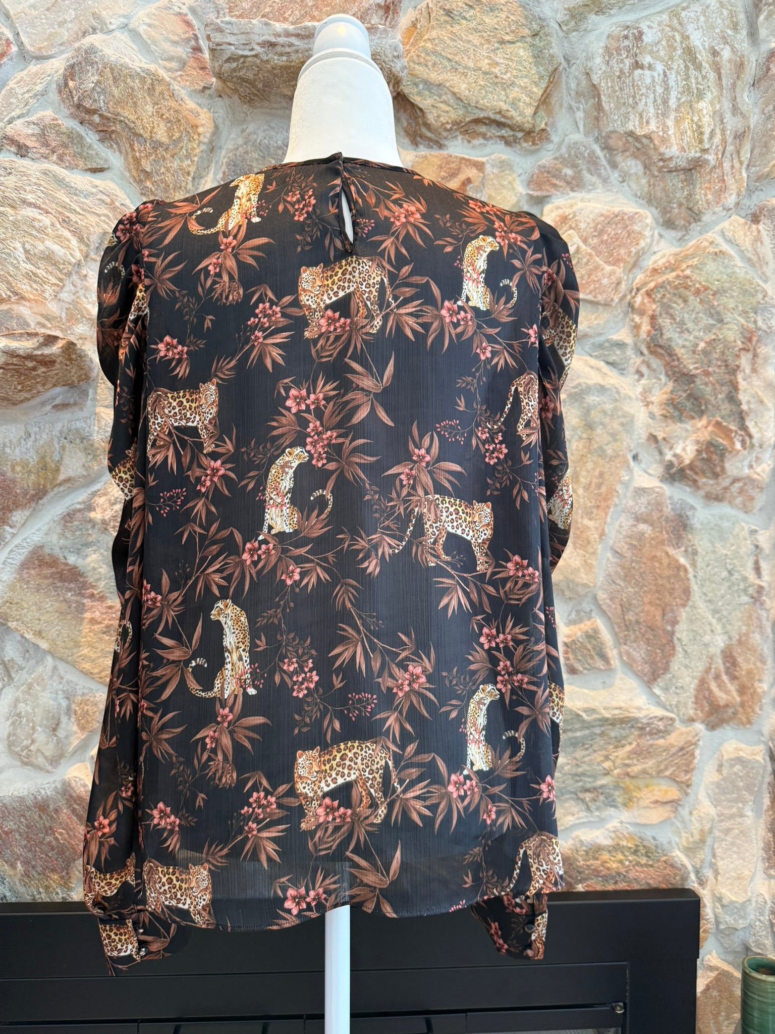 Generation Love Floral Print Crew Neck Blouse Size: L