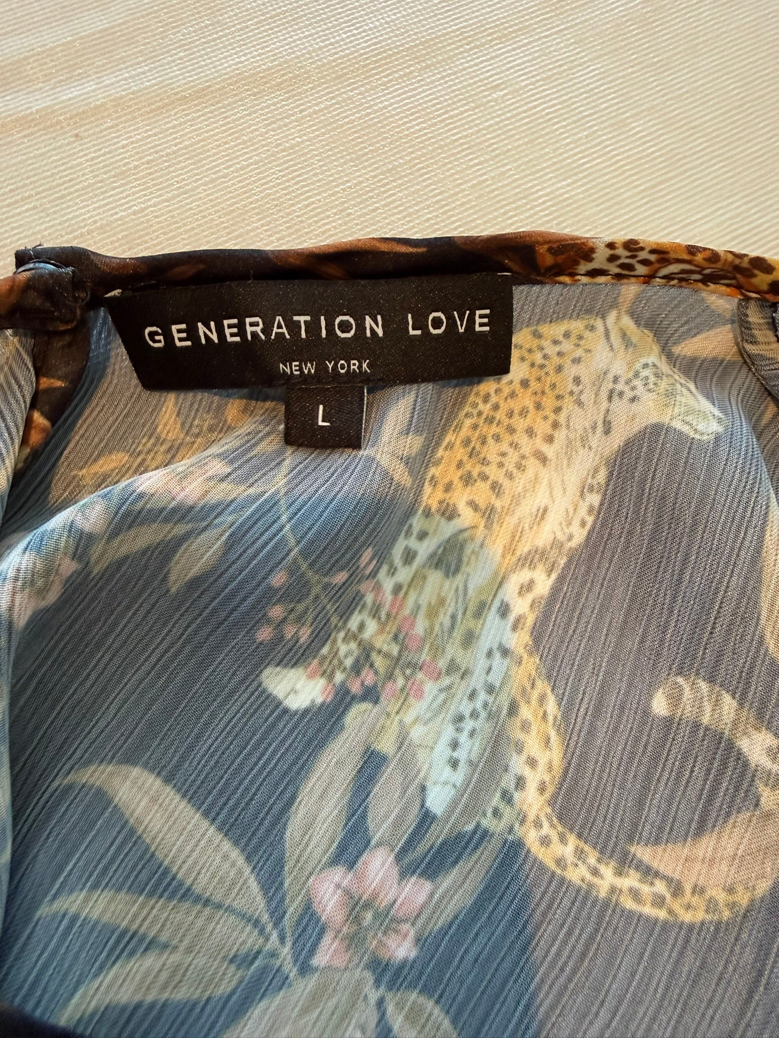 Generation Love Floral Print Crew Neck Blouse Size: L