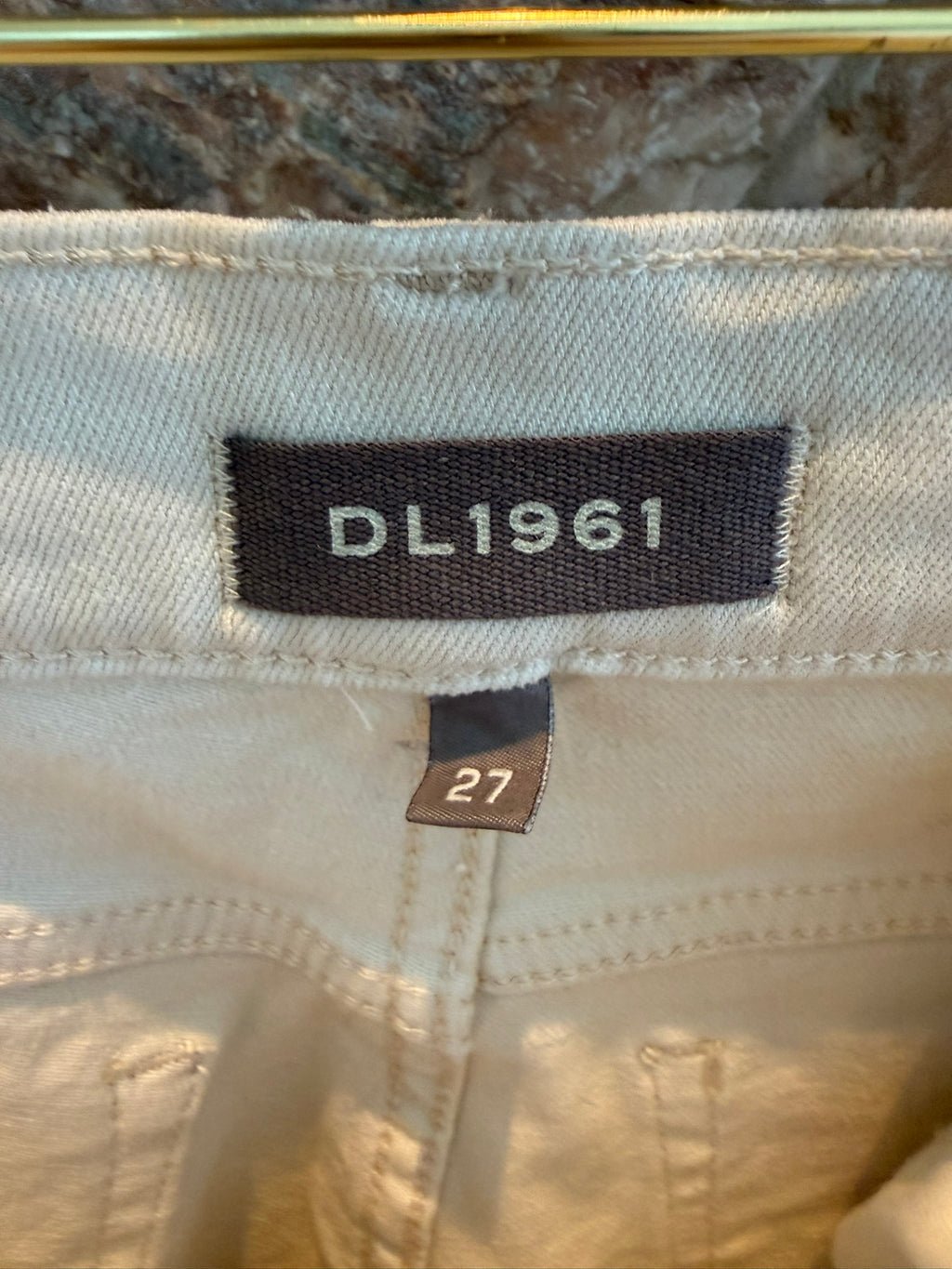 DL 1961 Patti Straight Leg High Rise Jeans- Ecru Size 27