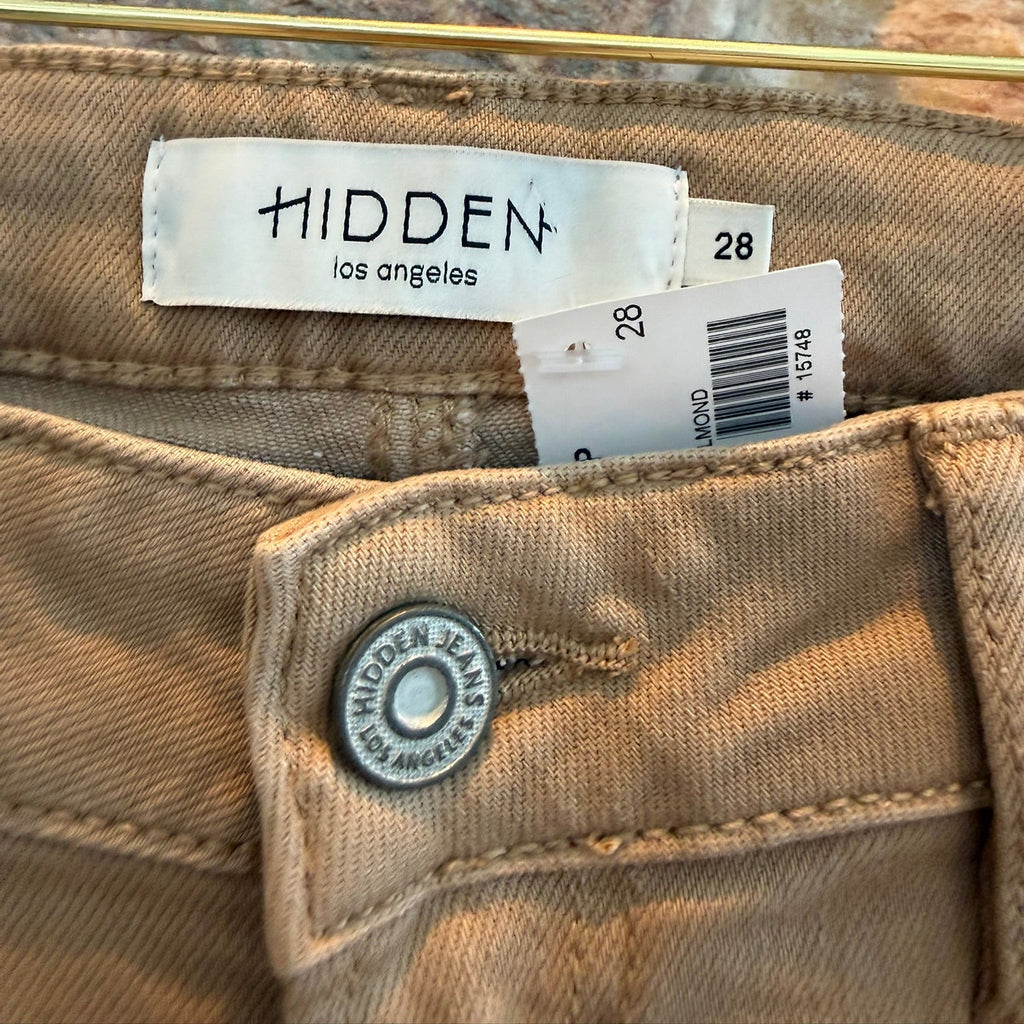 Hidden Almond Wash Clean Stretch 32" inseam Dad jeans Size 28