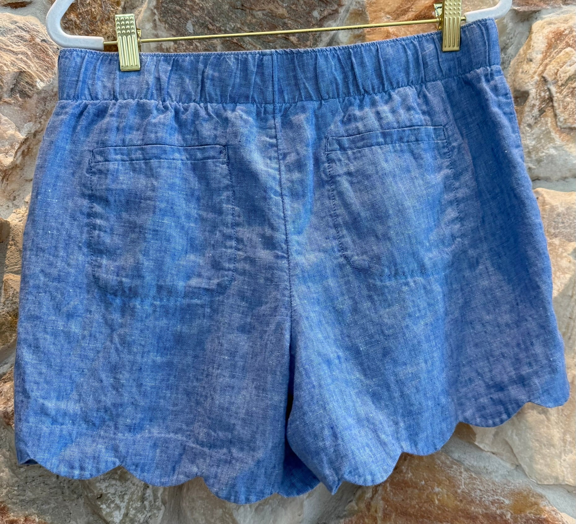 Lilly Pulitzer Brea Linen in Beckon Blue x Sea Salt Scalloped Shorts Size M