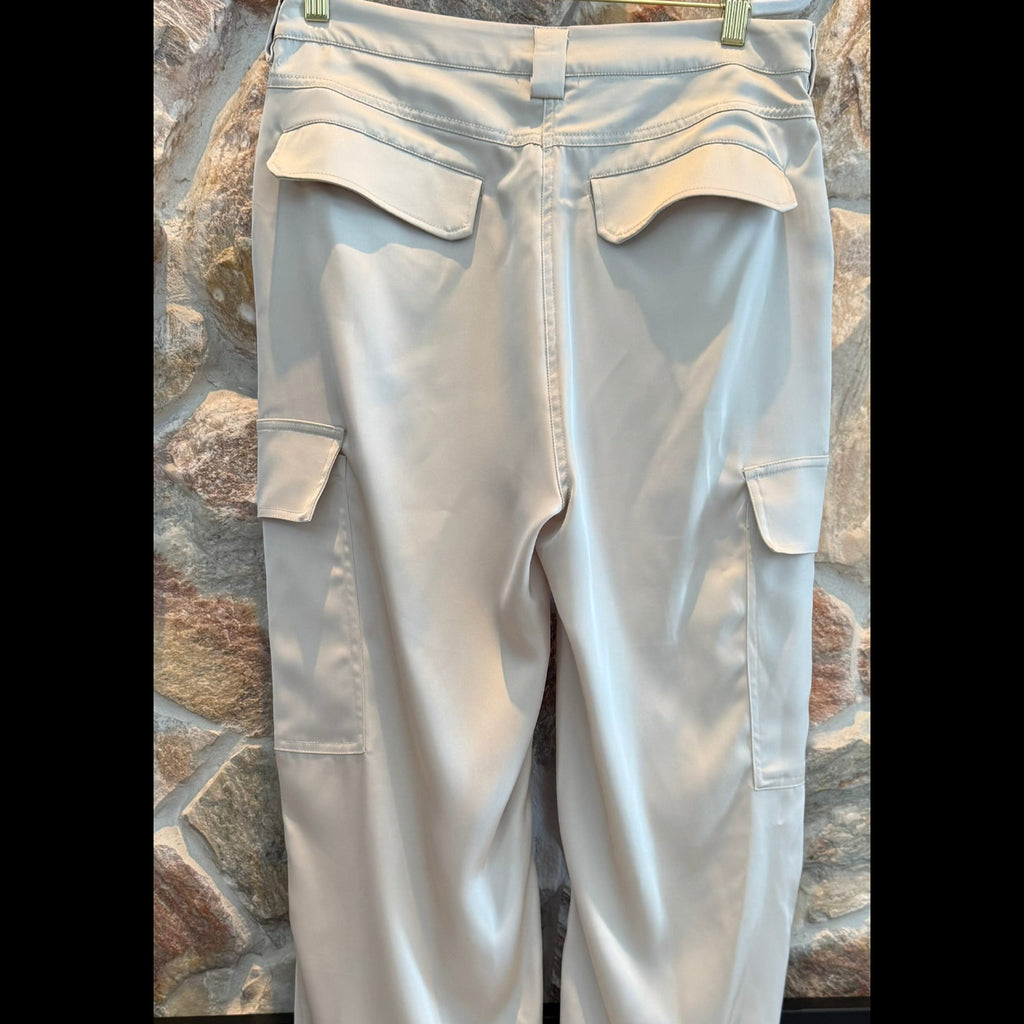 Skies Are Blue Ivory Satin Cargo Joggers Size Medium