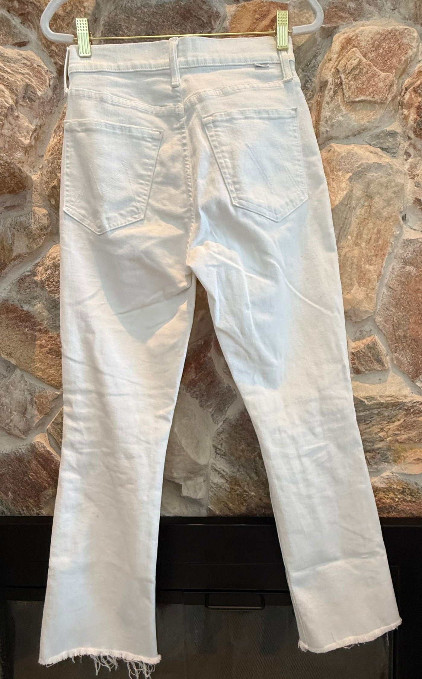 MOTHER The Tripper ankle Fray Jeans Unfairest Of Them All White Size 26