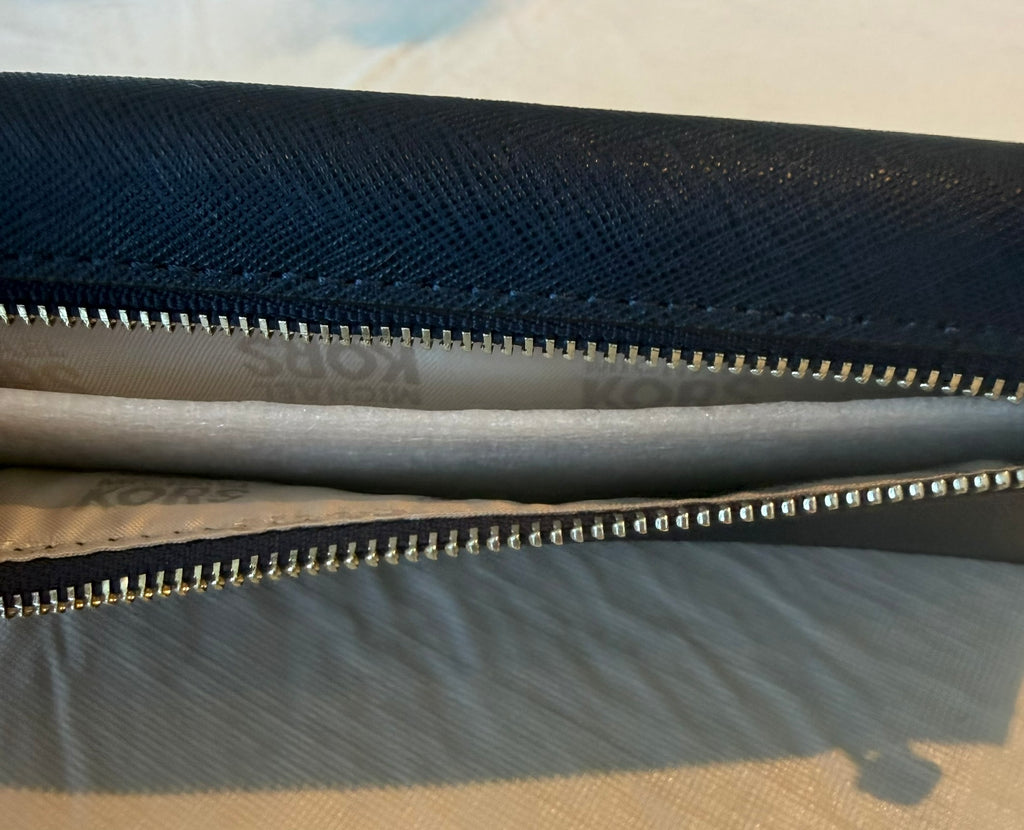 MICHAEL KORS Navy Pebbled Leather Silver Logo Large Wallet