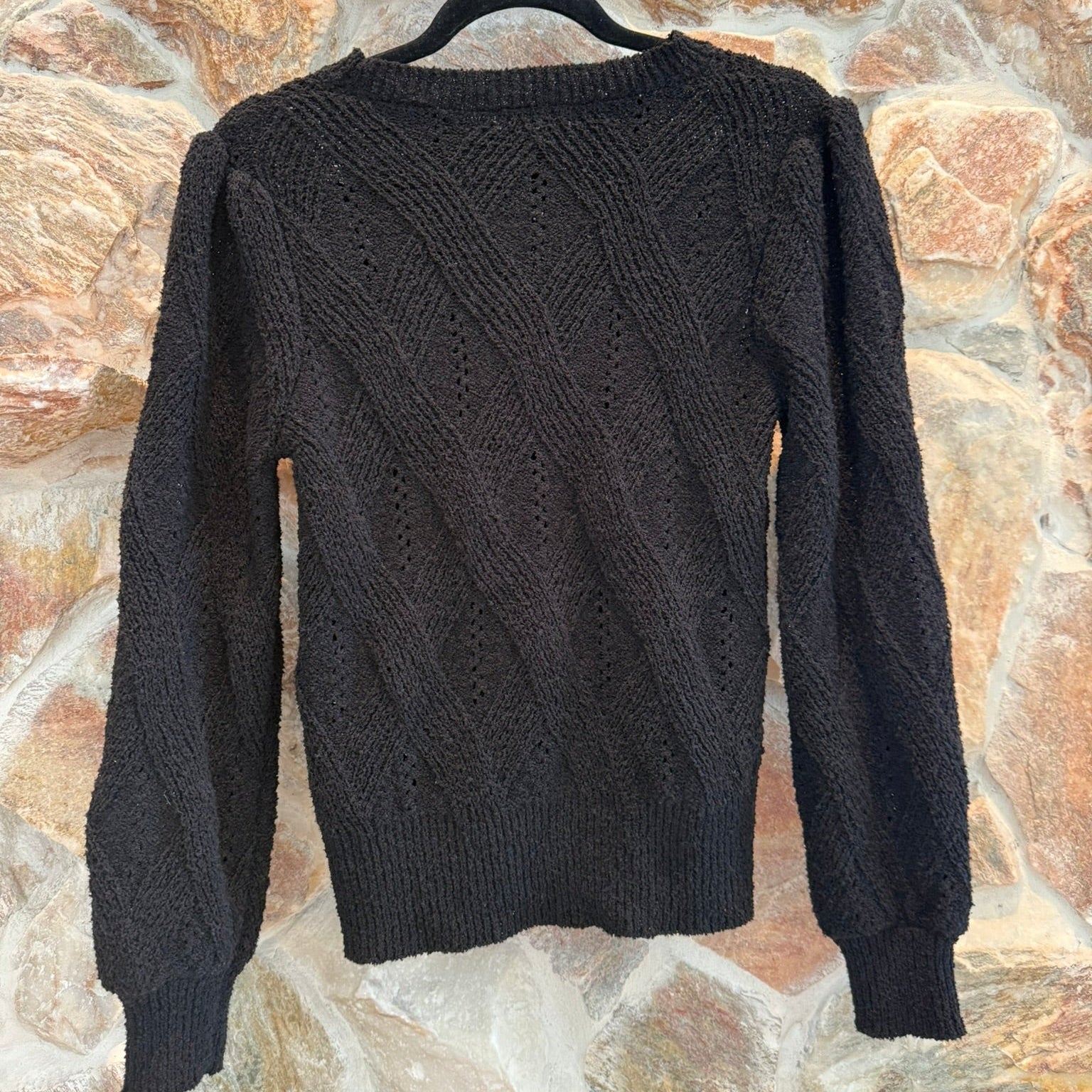 Skies are Blue Black Crop Sweater Size Small