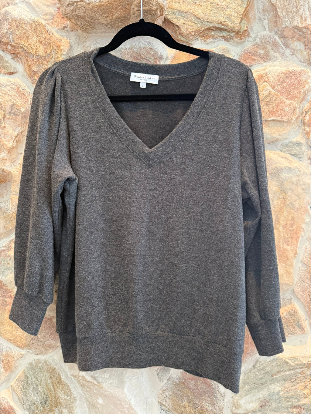 MICHAEL STARS GABRIELLA V NECK Size Large