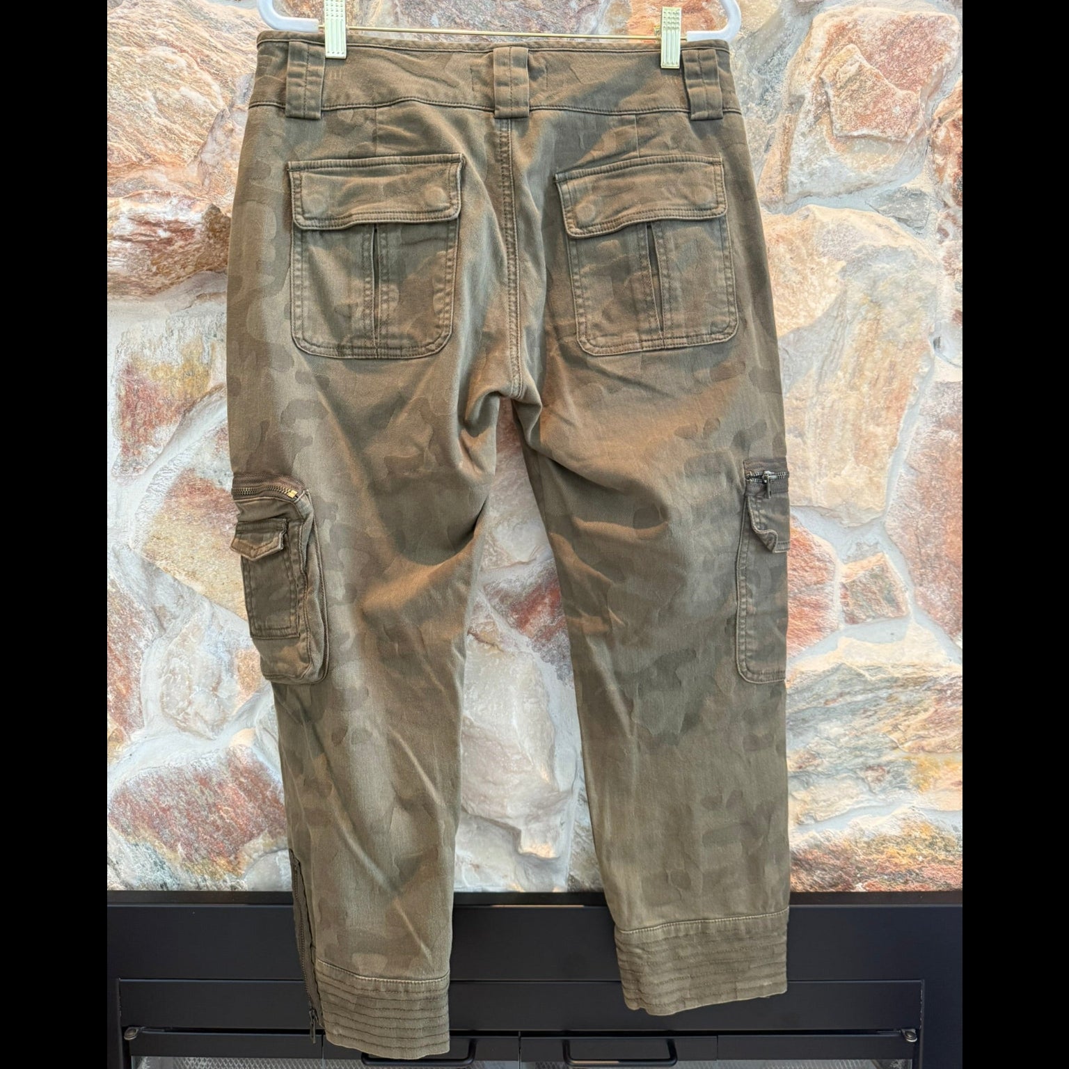 7 For All Mankind Camouflage Aviator Cargo Pants Size 29