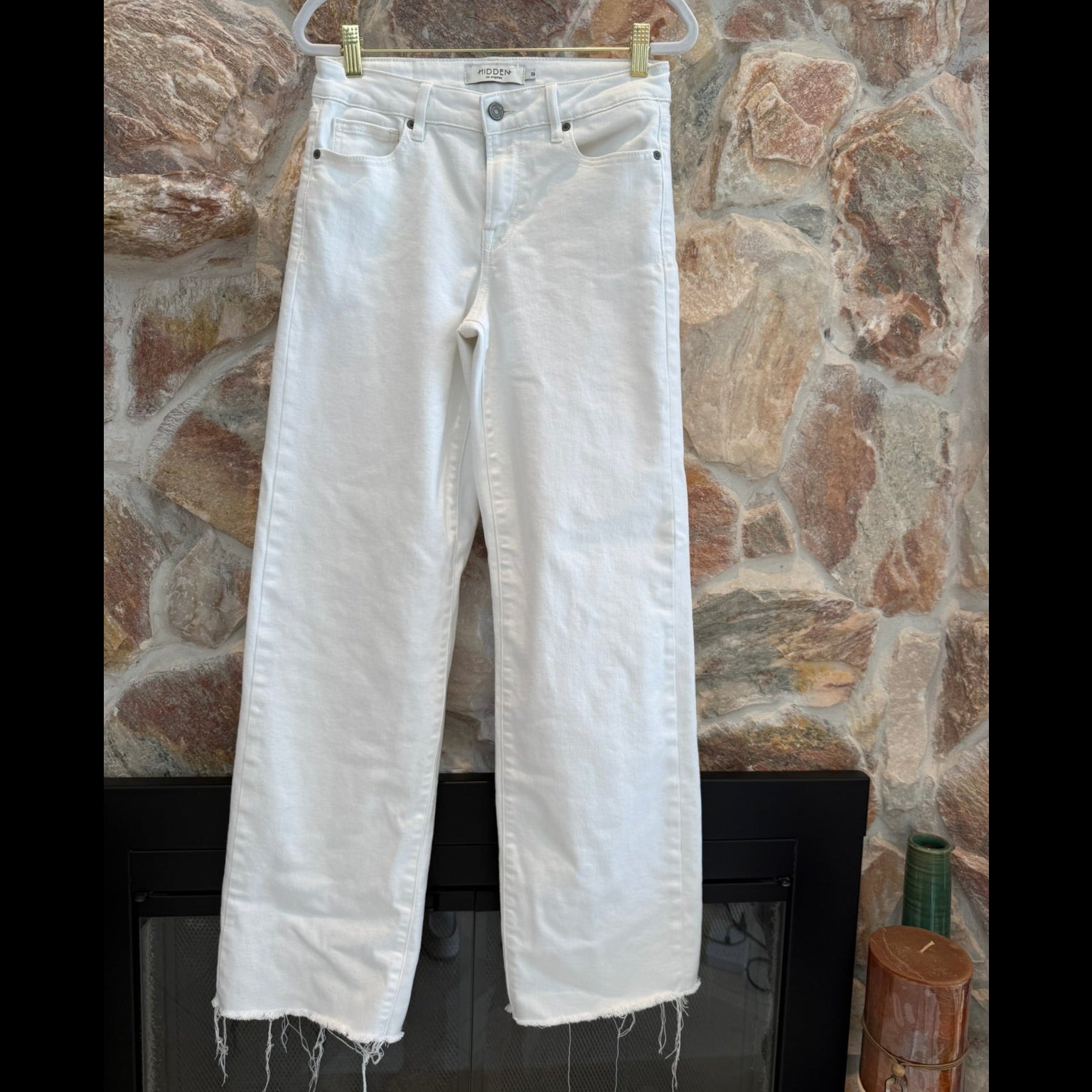 Hidden Clean Cut Wide Leg Jeans pearl color Size 26