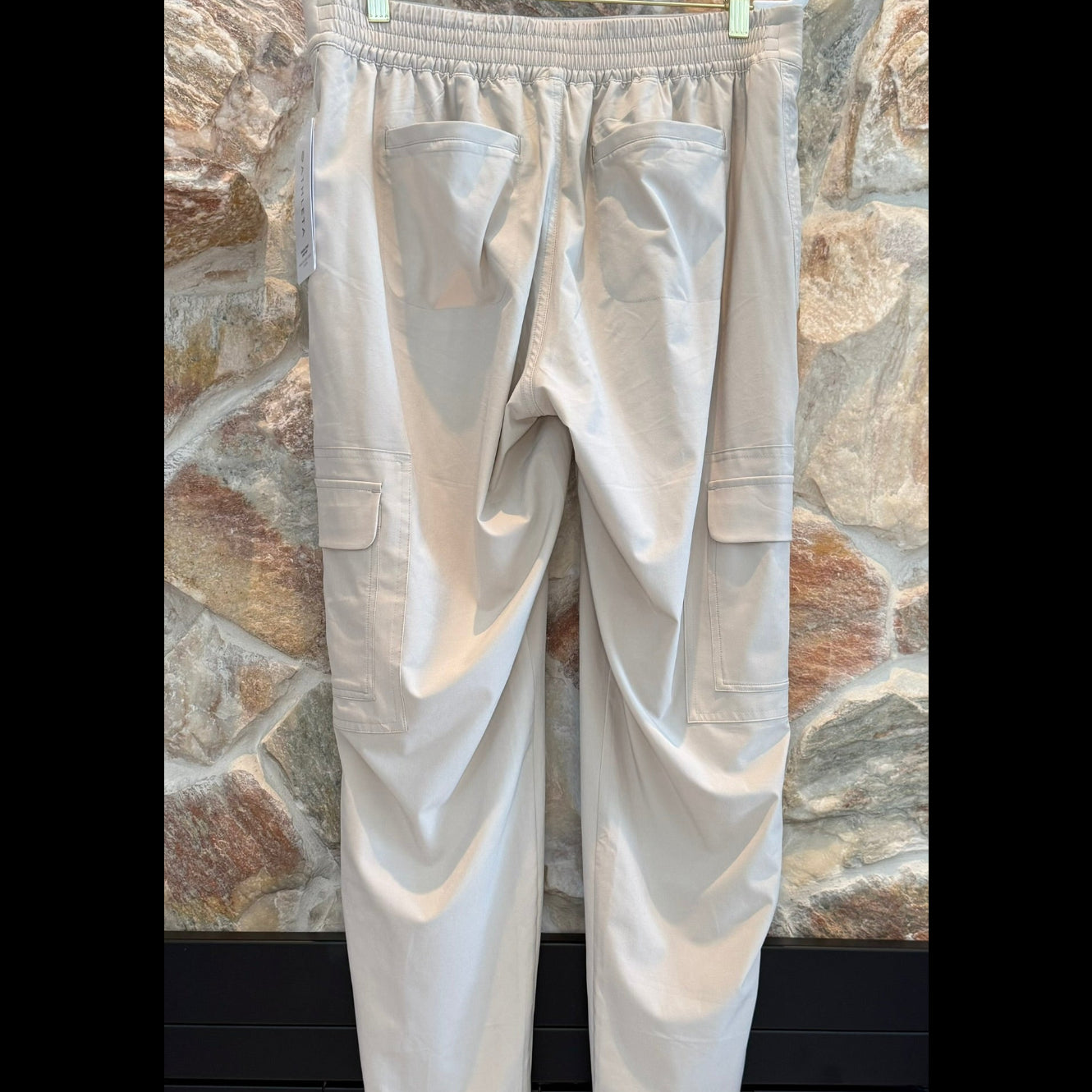 ATHLETA Chelsea Cargo Lined Pant Size 10