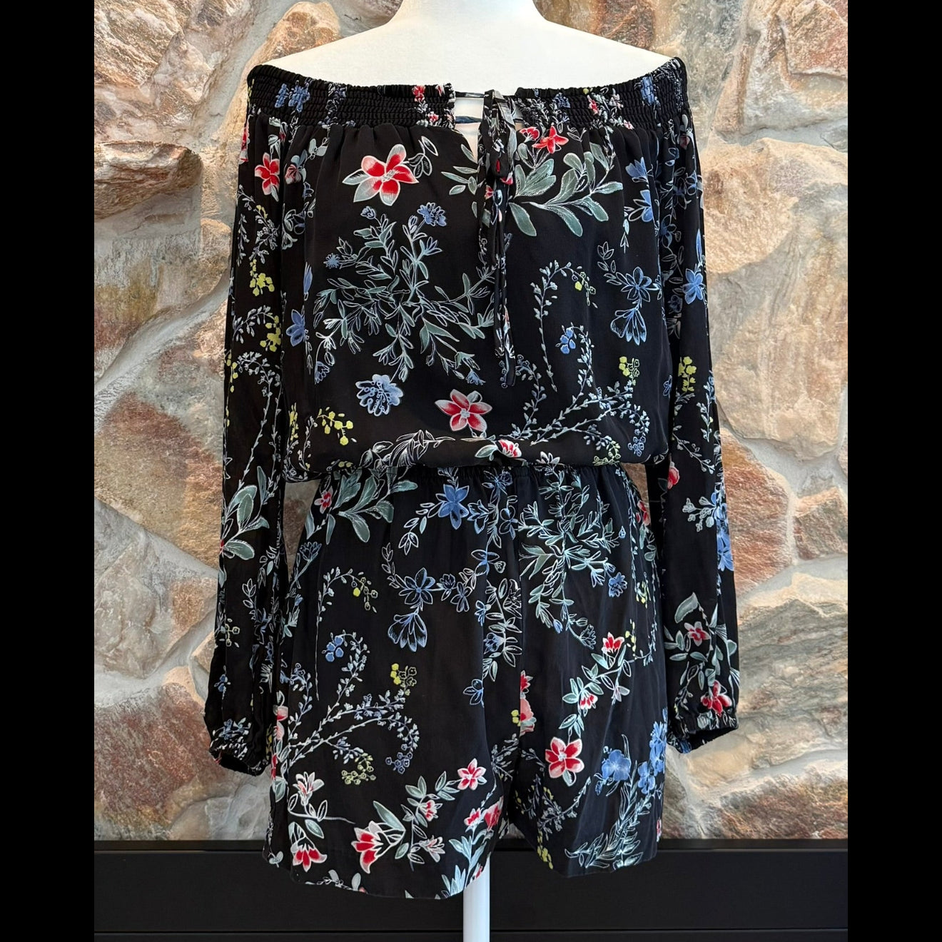 Parker Silk Cloud Black Floral Long Sleeve Romper Size Small