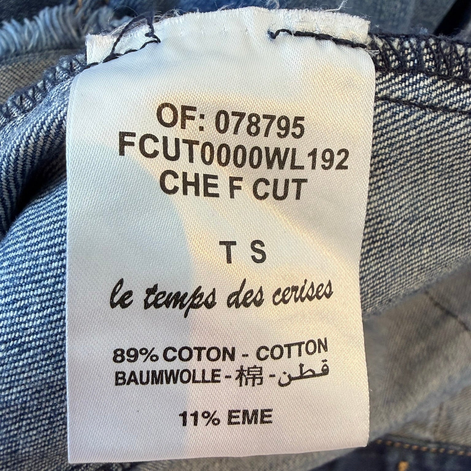 Le Temps des  Cerises Denim Jacket Size Small