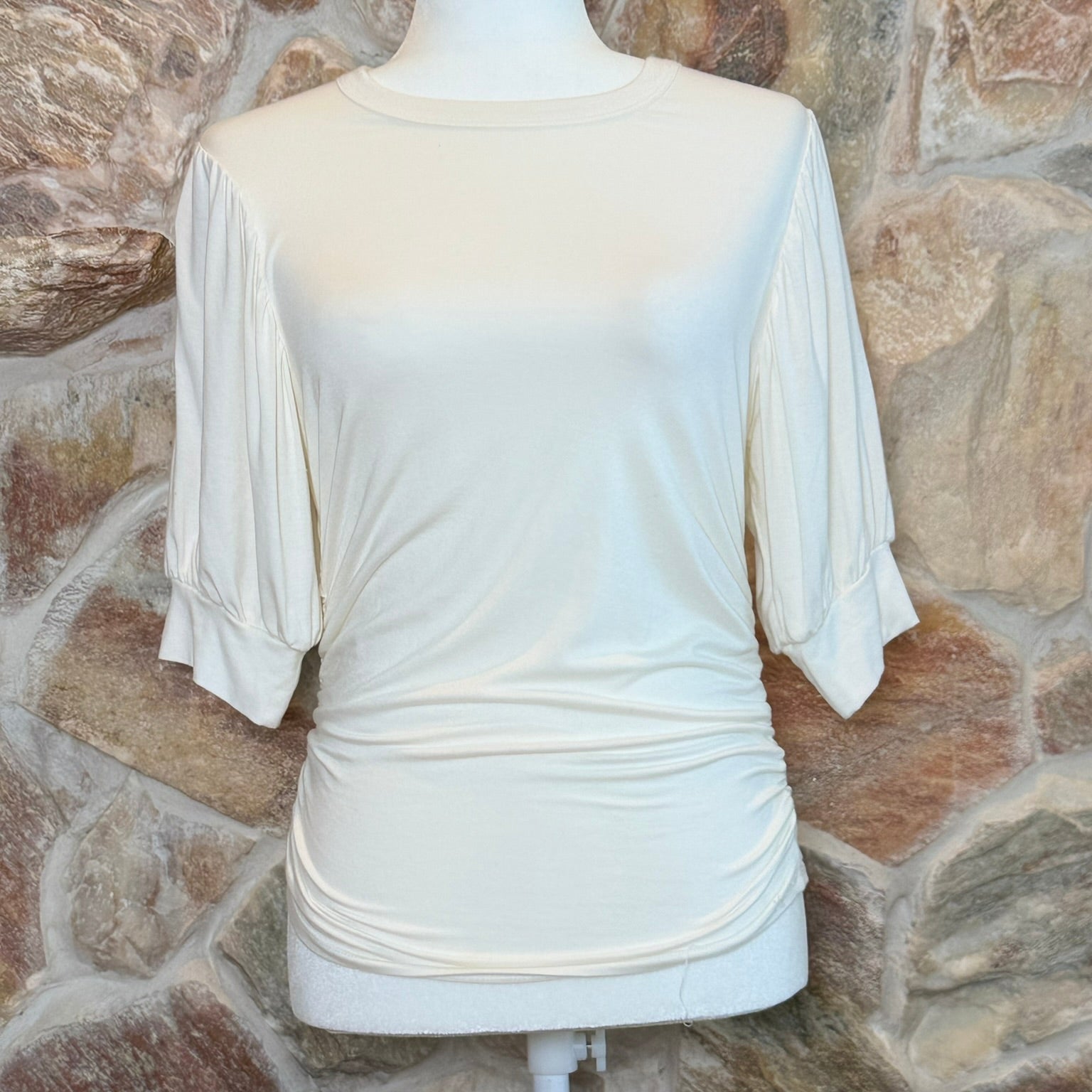 Fifteen Twenty Ruched Sleeve Cream Top Size Medium
