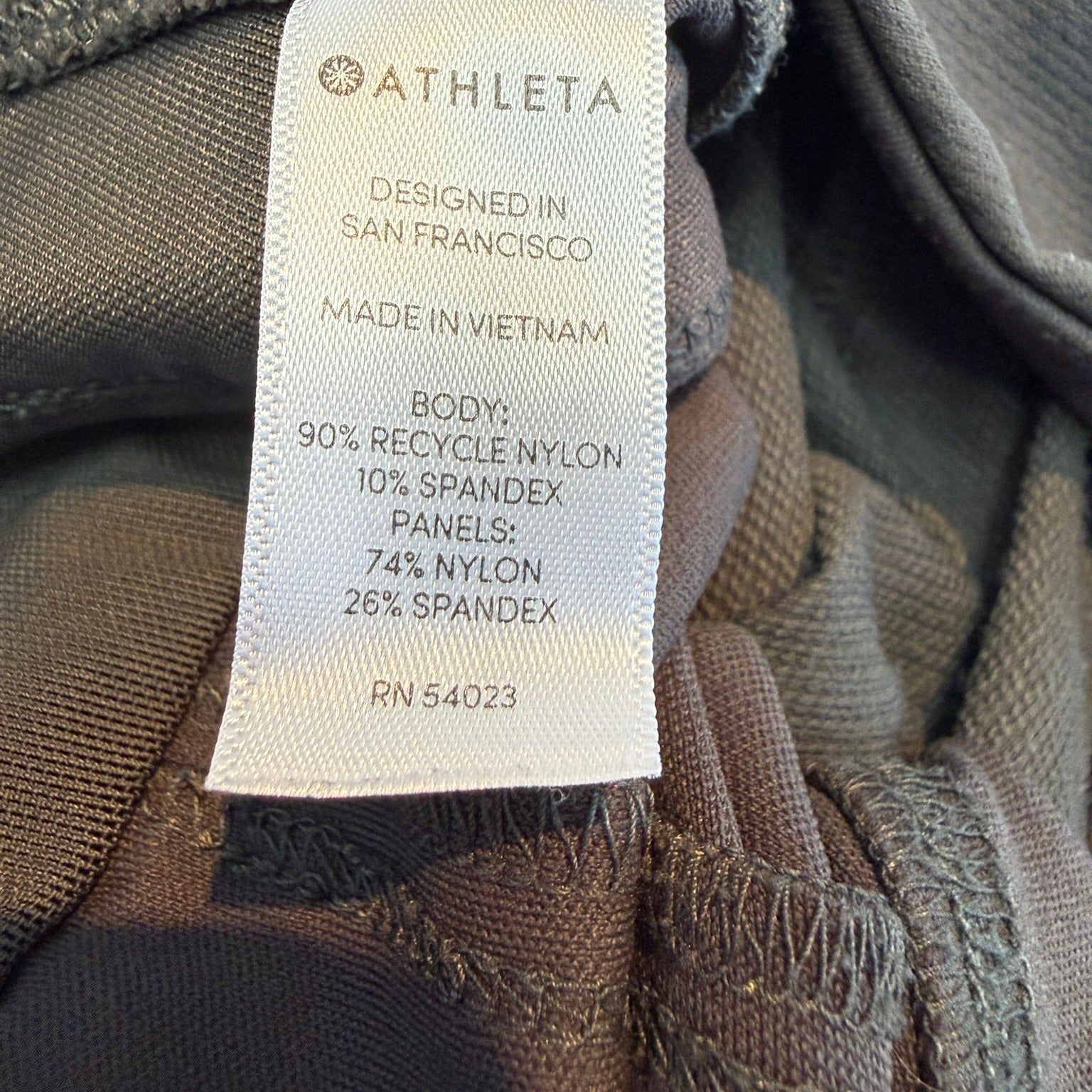 Athleta High Rise Cargo Utility Pants Size 4