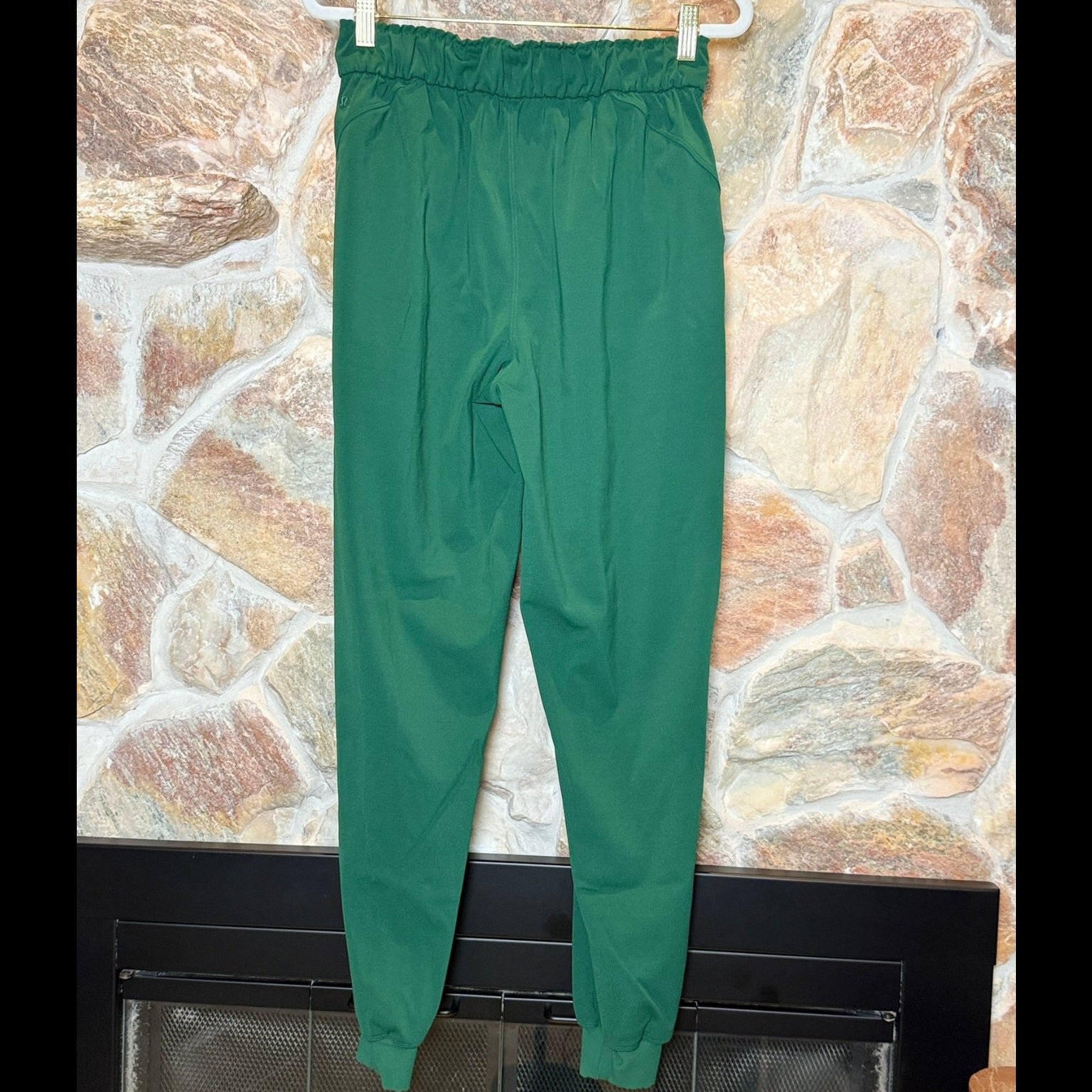 Lululemon Deep Emerald Green Joggers Size 6