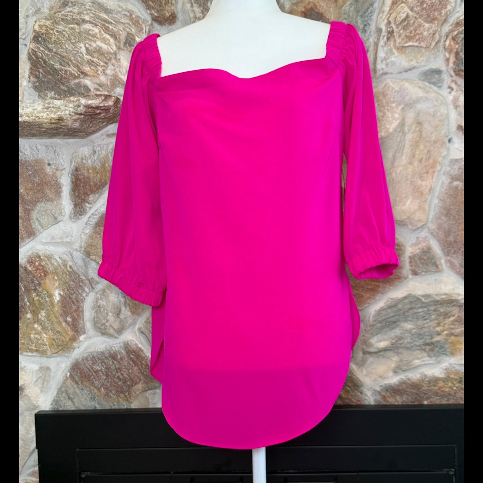 Amanda U. Hot Pink Square Neck Off Shoulder Blouse Size Medium