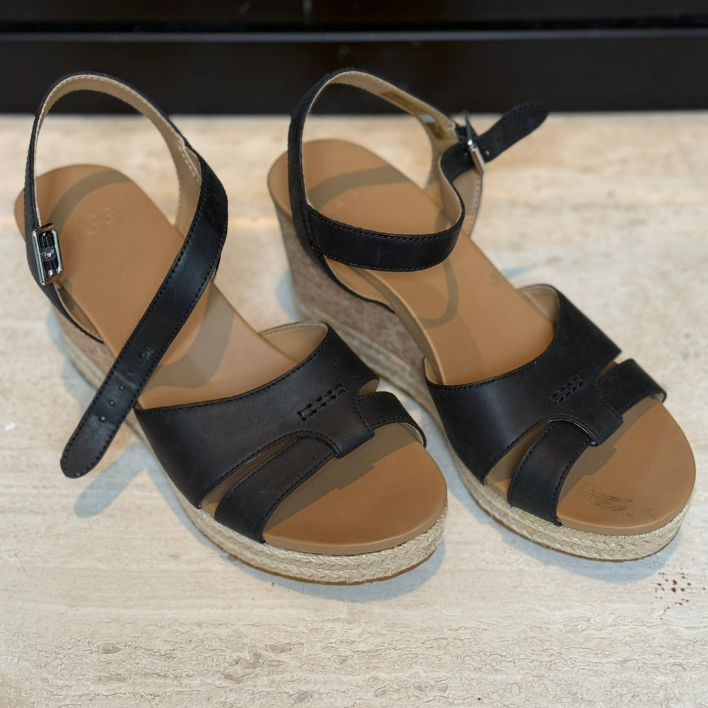 UGG Cloverdale Wedge Size 7