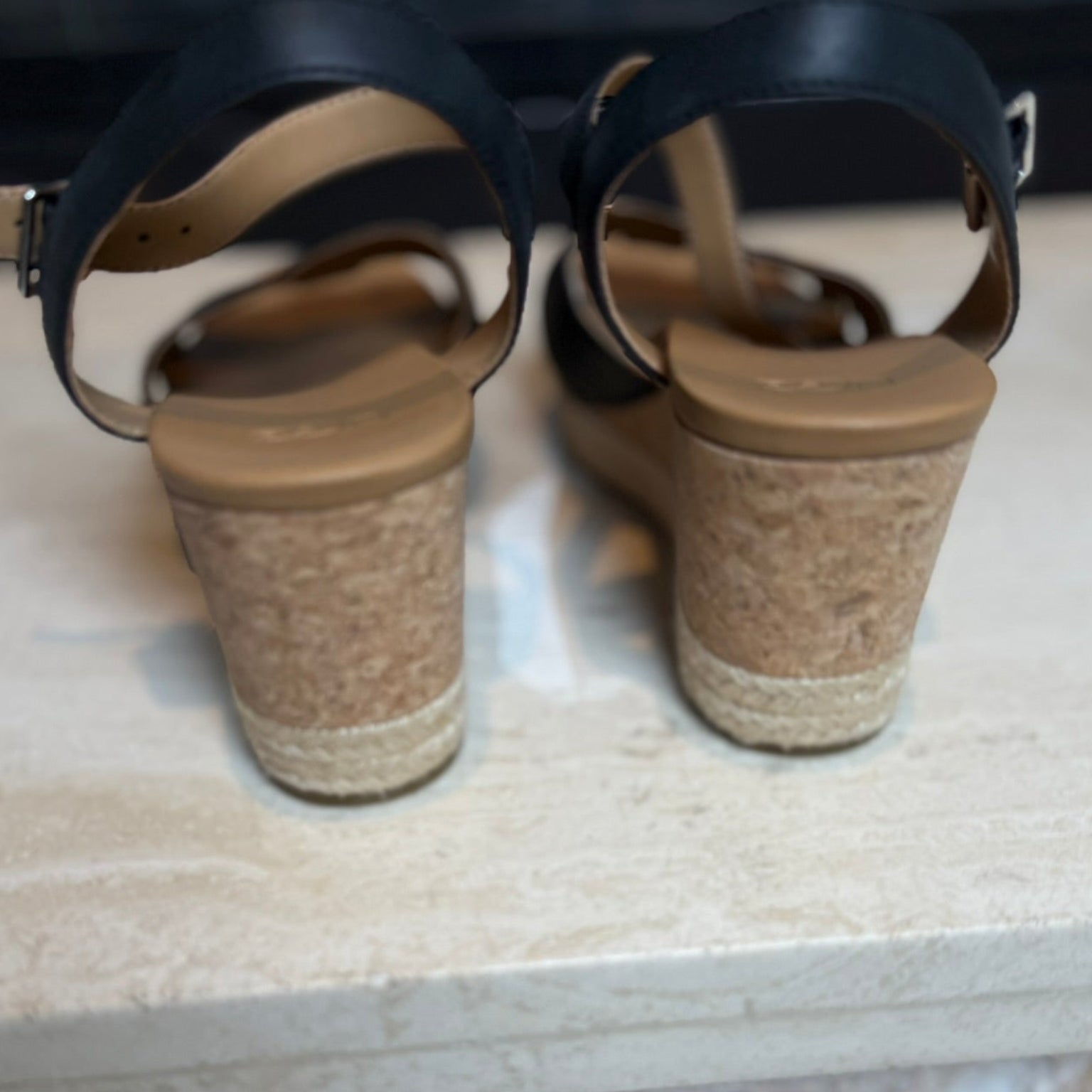 UGG Cloverdale Wedge Size 7