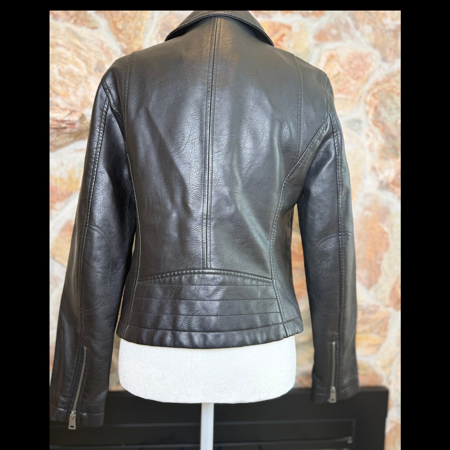 Levi's Faux Leather Moto Jacket Size Medium