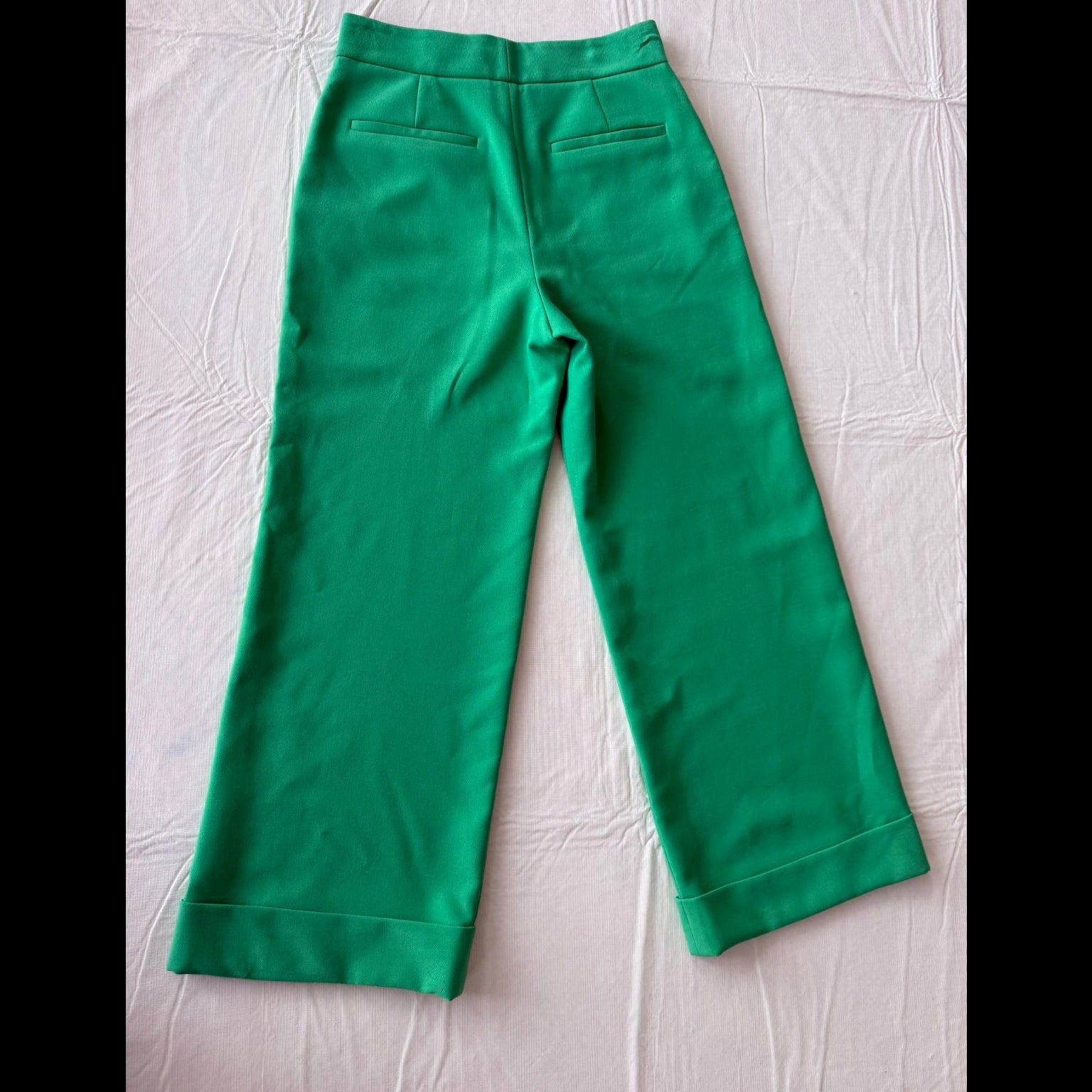 Alice & Olivia Size 0 Green Pants- These have been altered