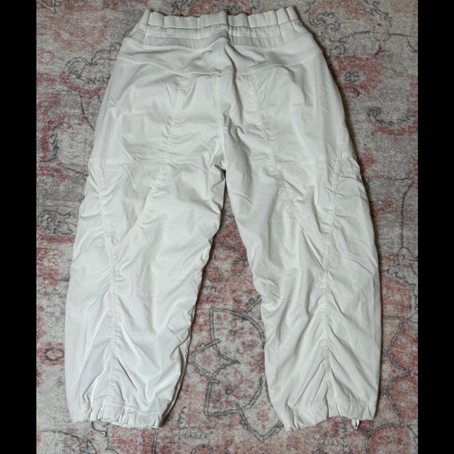 Lululemon Off-White Utility Joggers Size 6