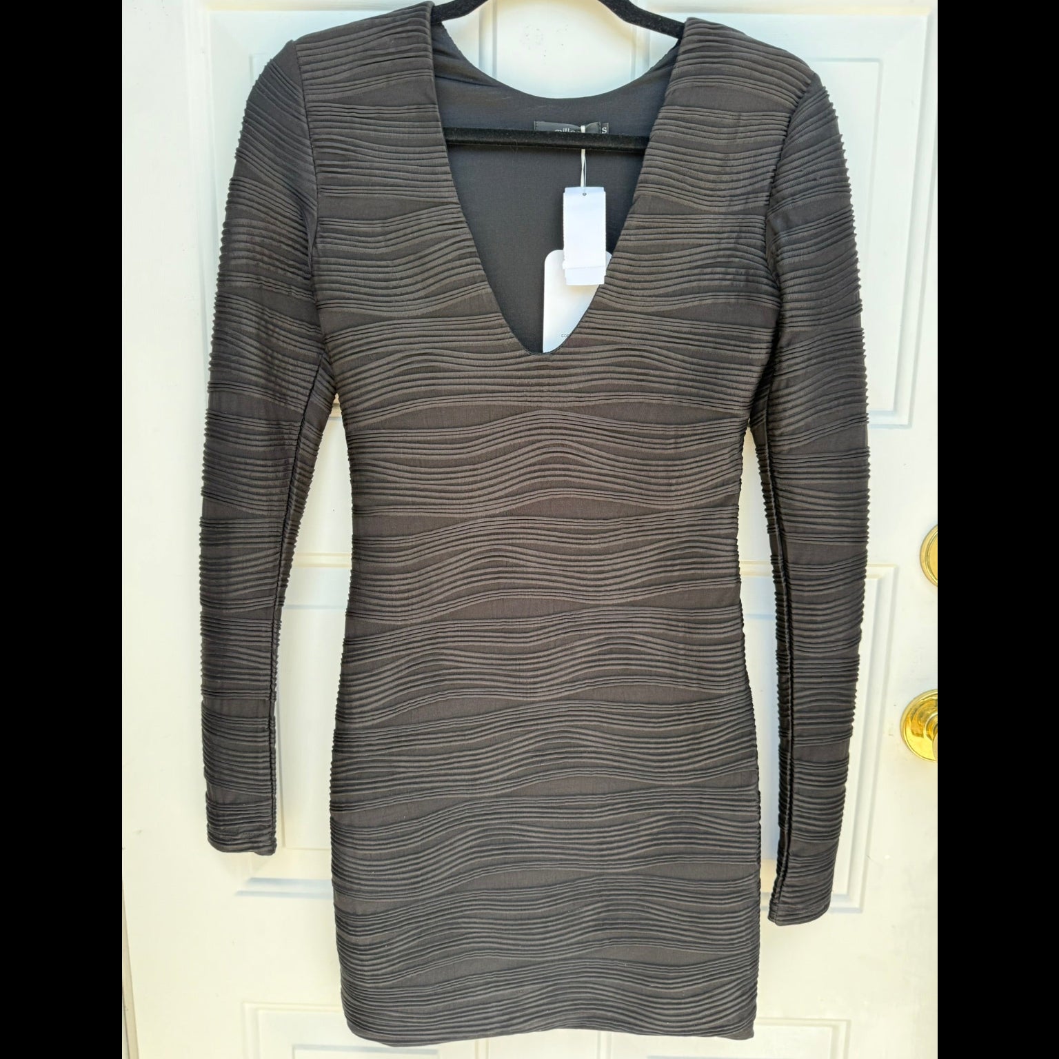 Millau Textured Bodycon Long Sleeve Dress Size Small
