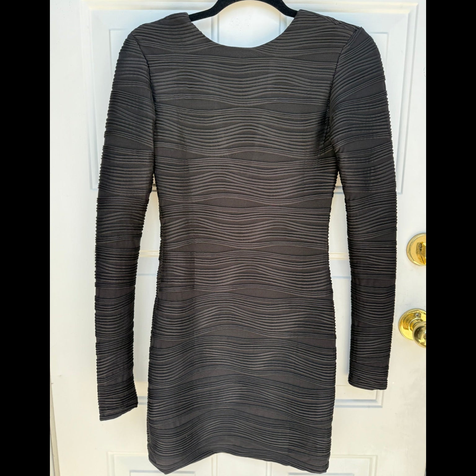 Millau Textured Bodycon Long Sleeve Dress Size Small