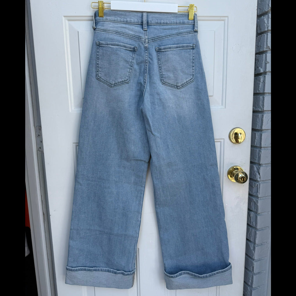 Just Black Denim (JBD) Leg Cuffed Light Wash Jeans Size 27