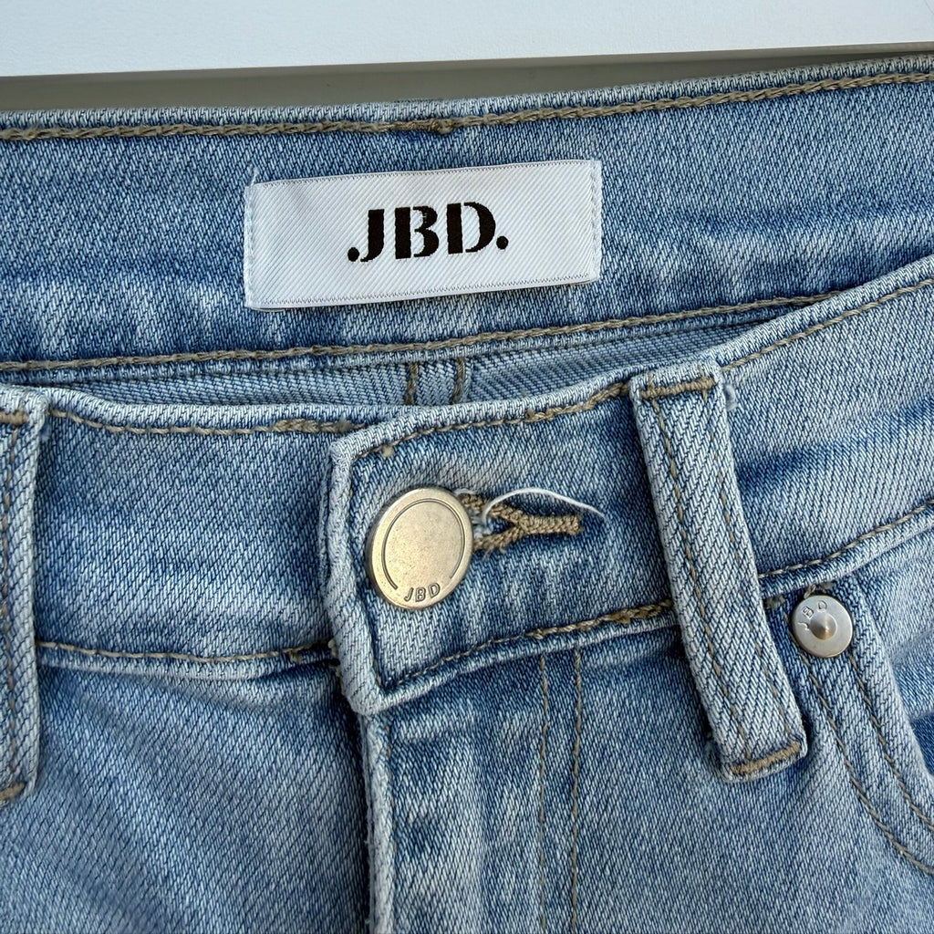 Just Black Denim (JBD) Leg Cuffed Light Wash Jeans Size 27