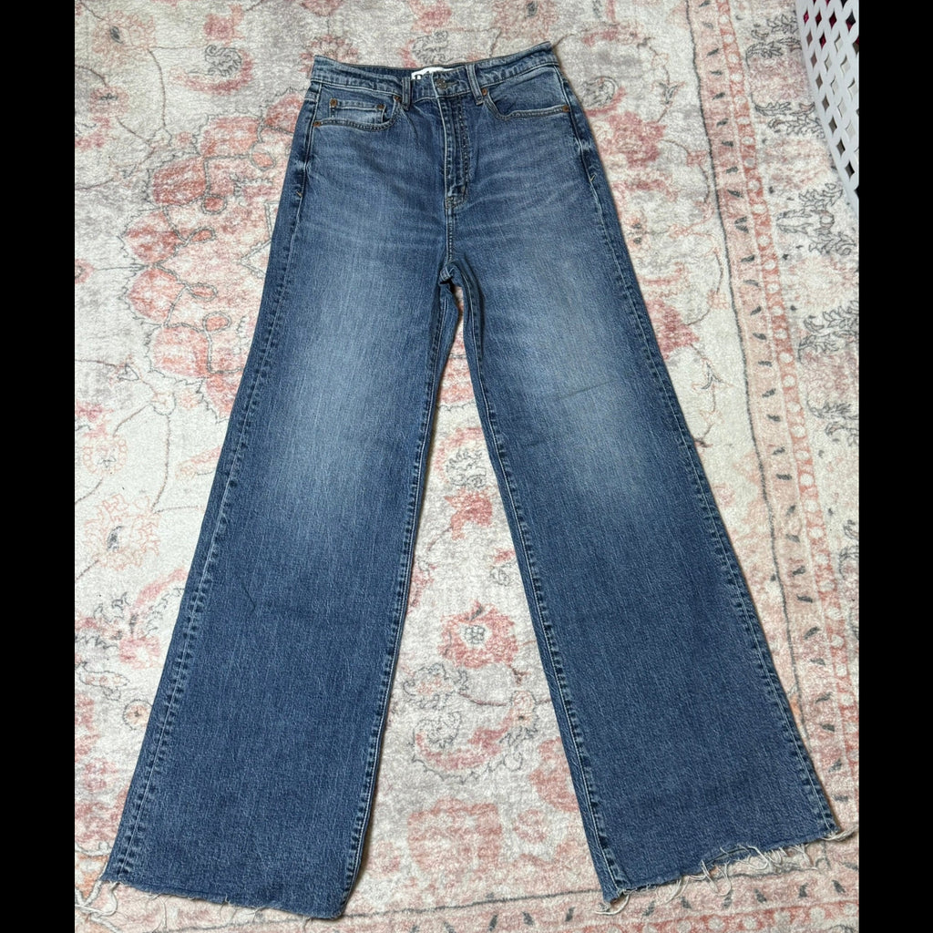 Daze High Rise Wide Leg Jeans Size 27