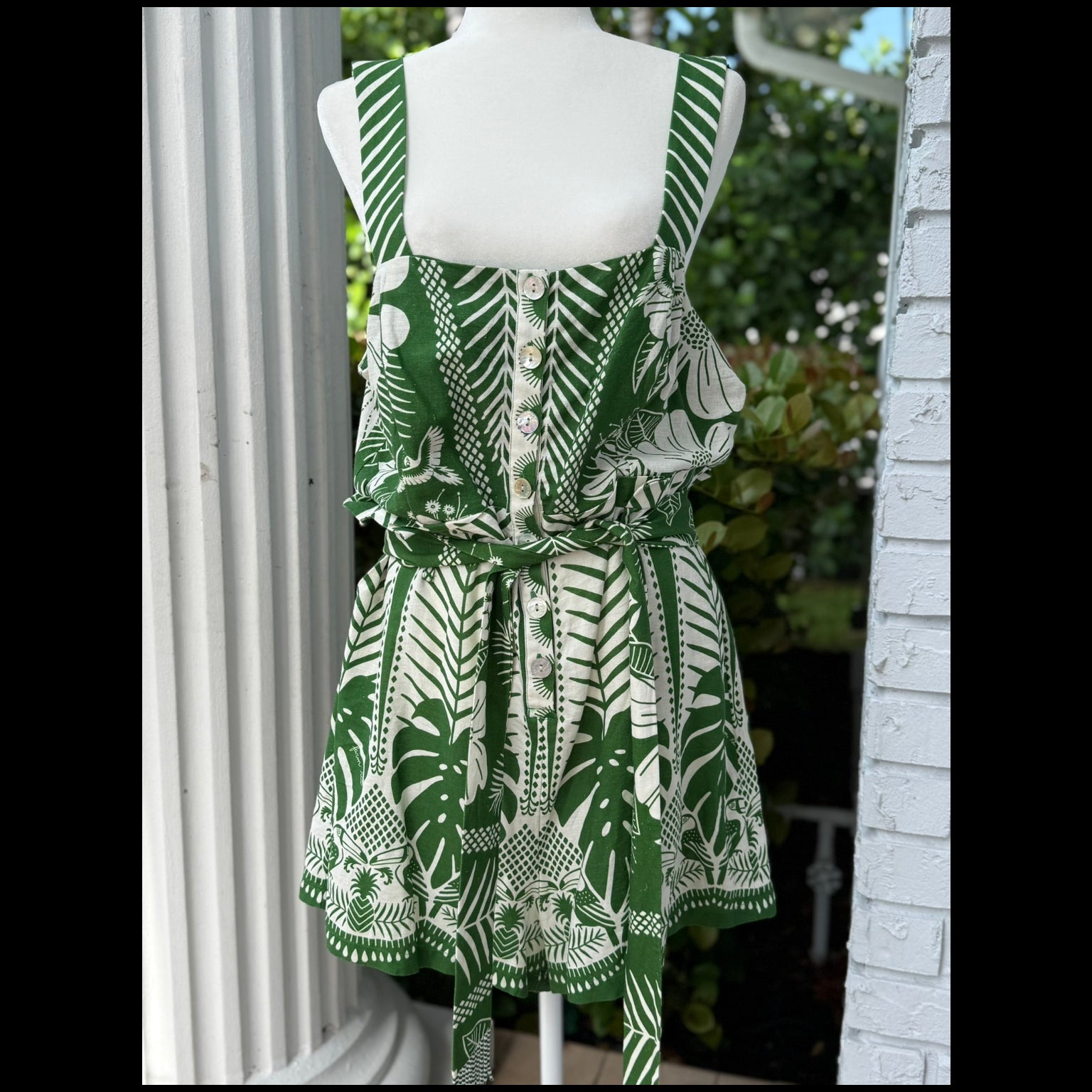 Farm Rio Macaw Elegance Romper Size XL