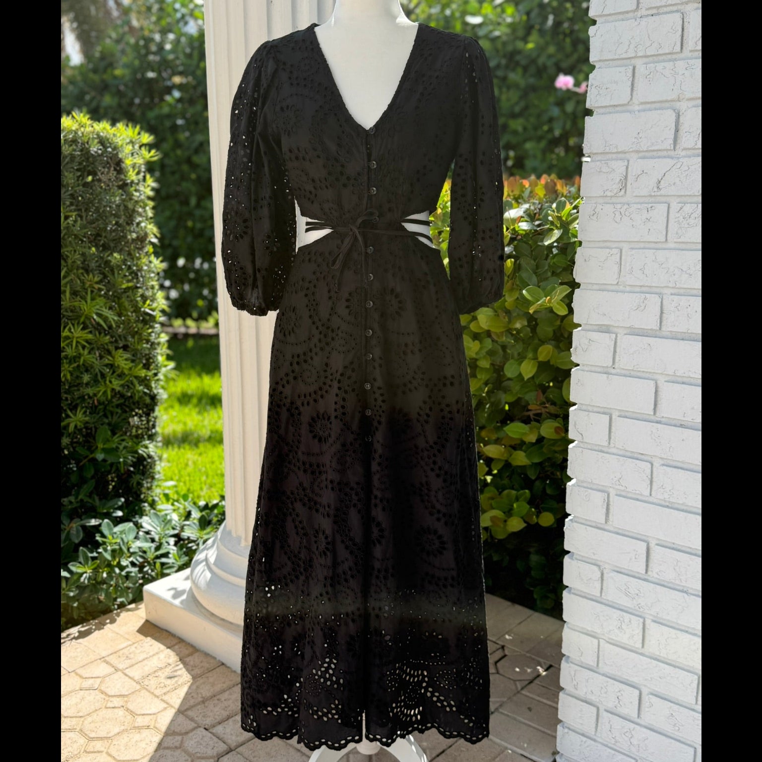 Young Fabulous & Broke (YFB) Eyelet Cutout Midi Dress Size Small