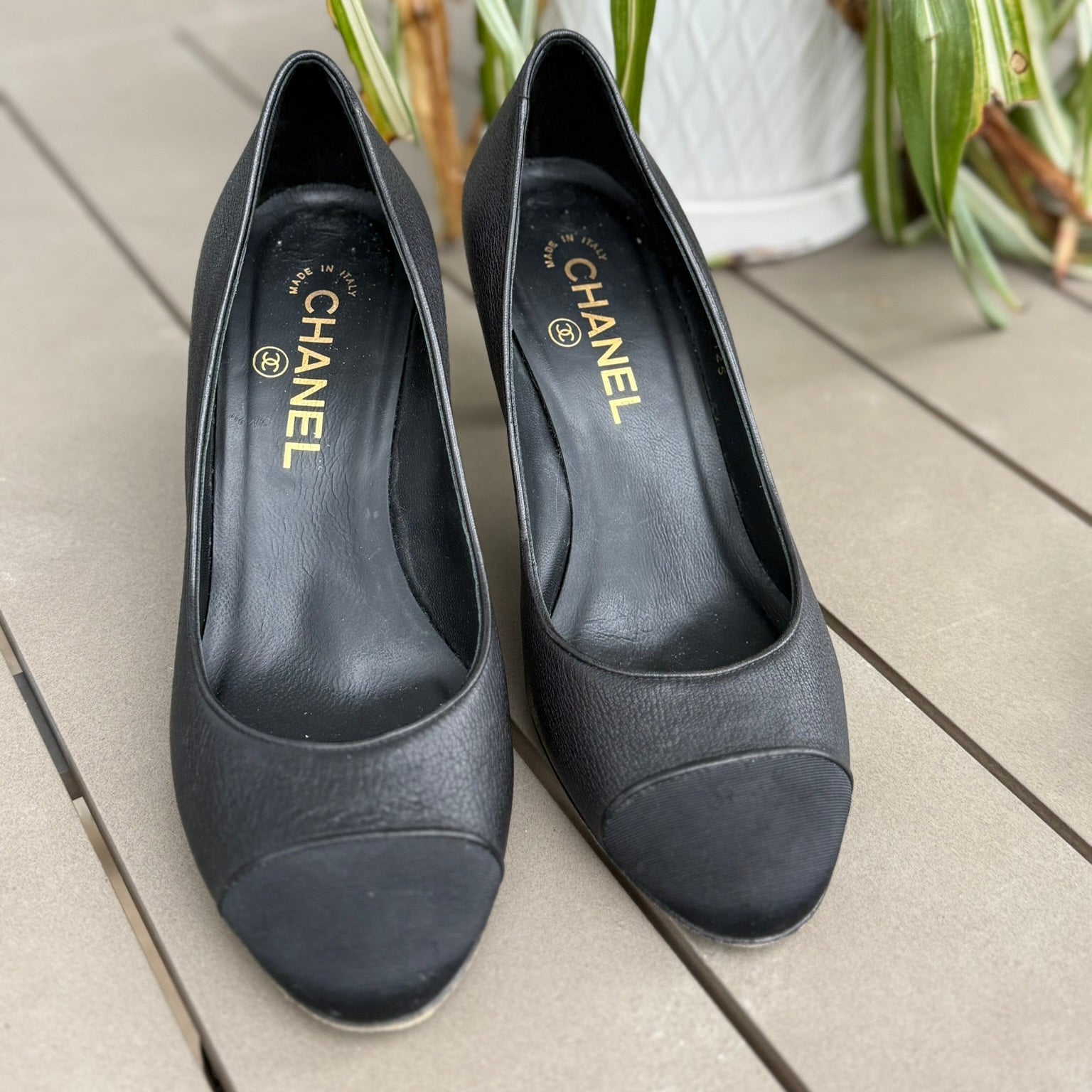 Chanel Cap-Toe Grained Leather Pumps Size 37.5