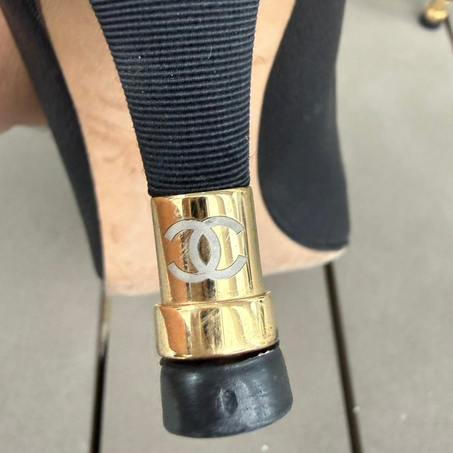Chanel Cap-Toe Grained Leather Pumps Size 37.5