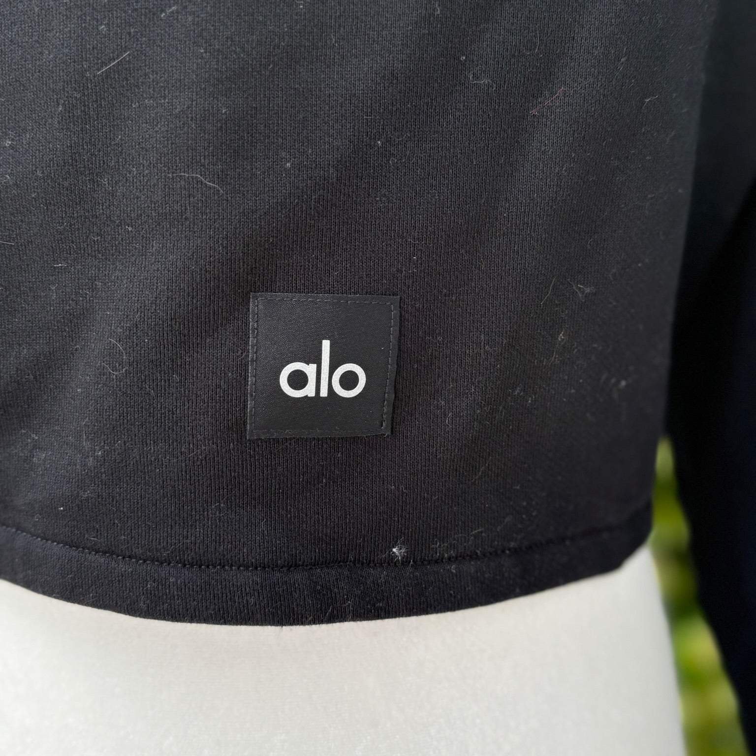 Alo Yoga Black Mock Neck Cropped Sweatshirt- Size Small